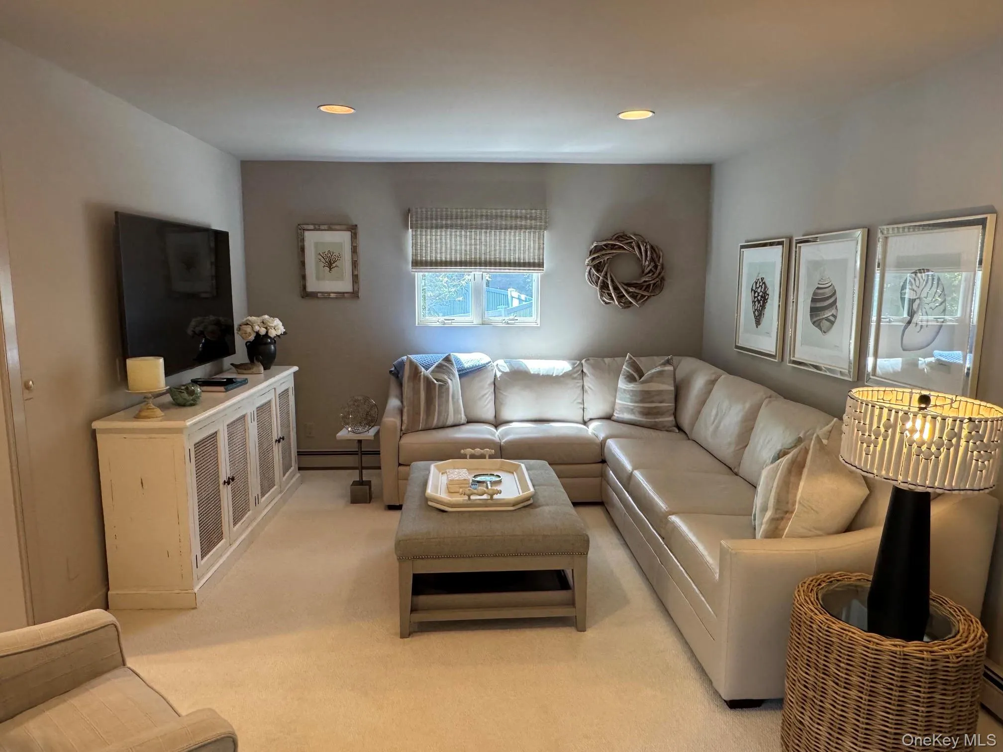4 Lakewood Lane, Southampton, New York 11959