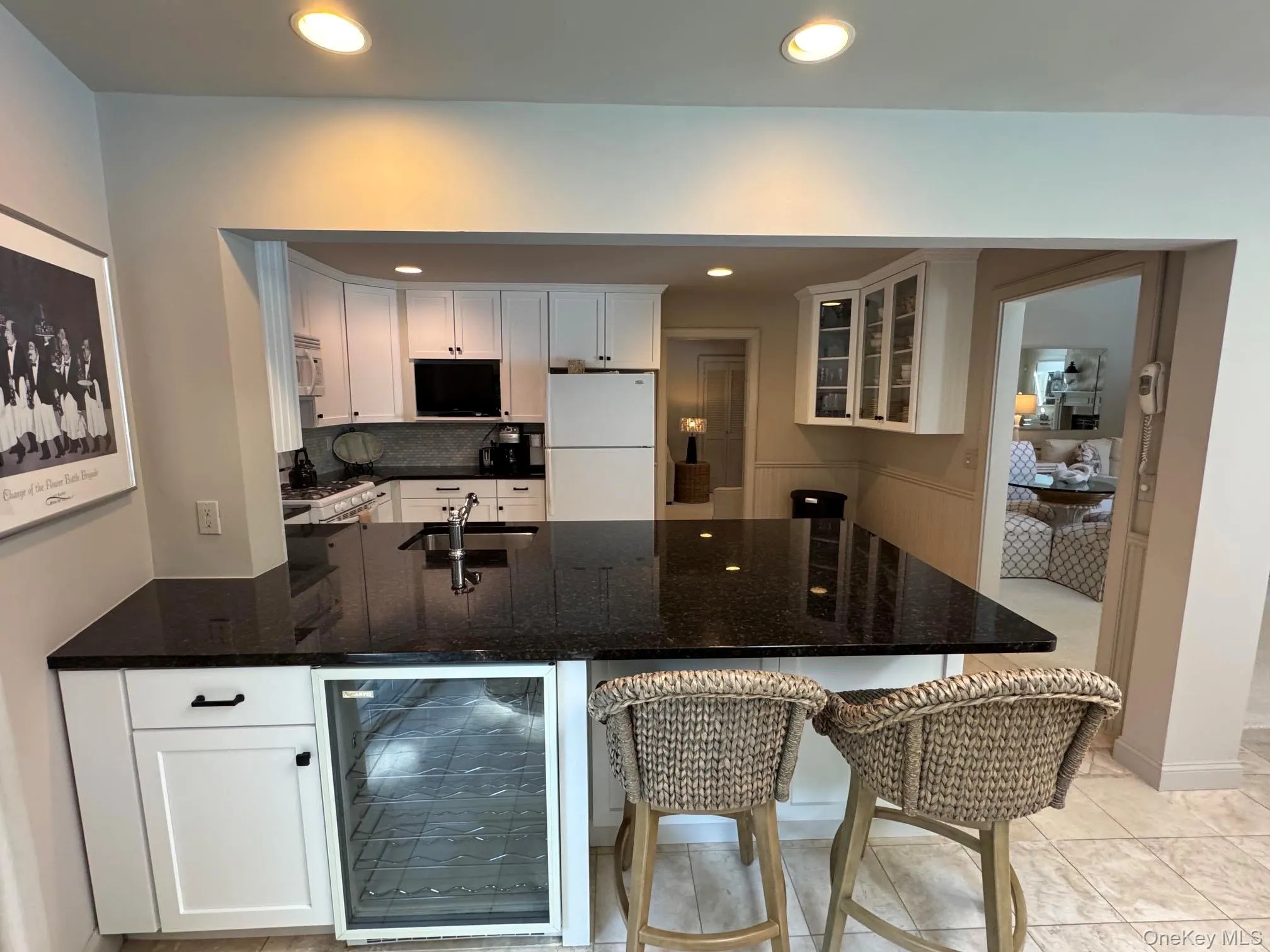 4 Lakewood Lane, Southampton, New York 11959