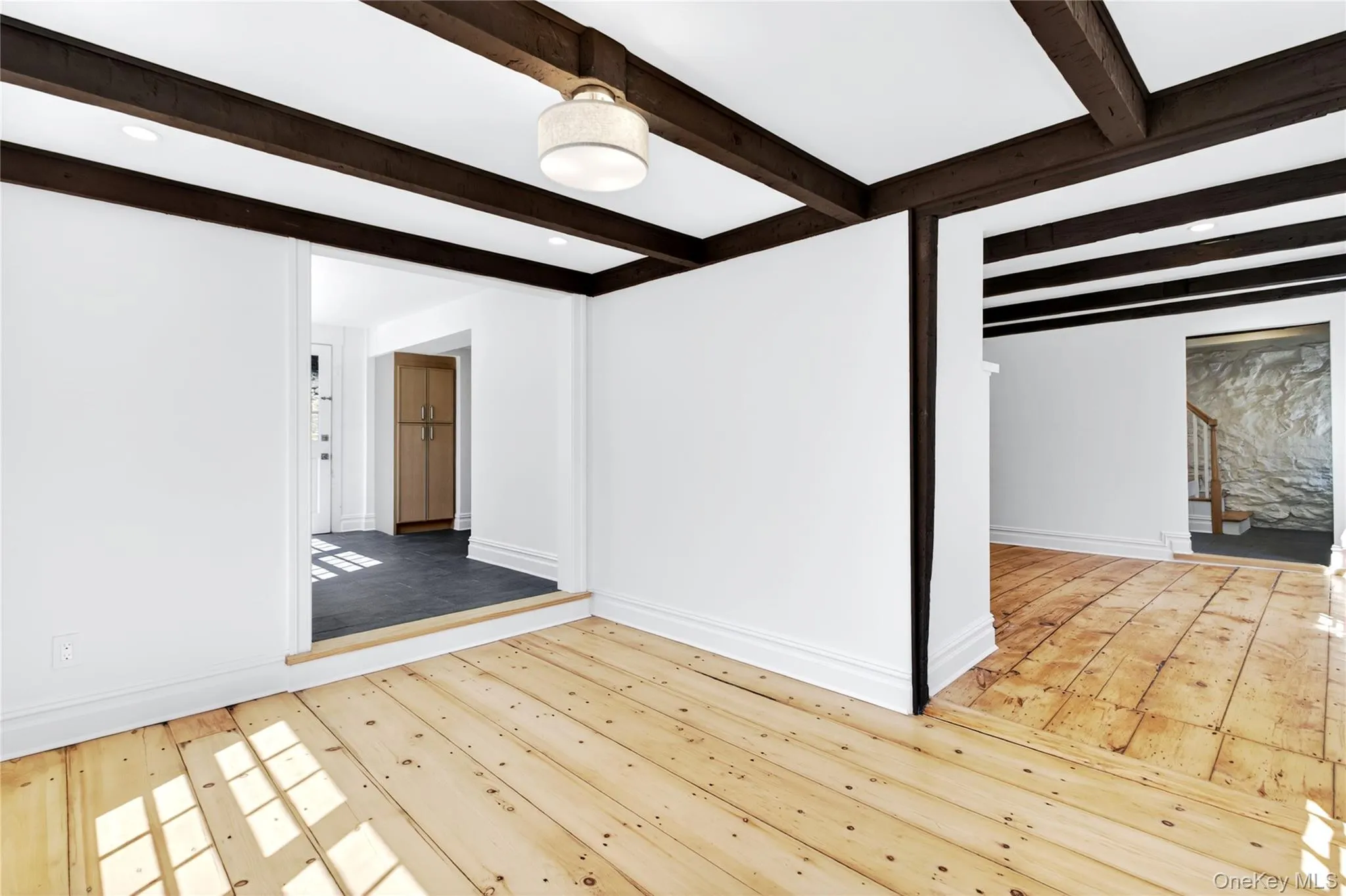 94 Main Street, North Hempstead, NY, 3 Bedrooms Bedrooms, 6 Rooms Rooms,2 BathroomsBathrooms,Residential Lease,For Rent,Main,0,994896 94 Main Street, North Hempstead, NY, 3 Bedrooms Bedrooms, 6 Rooms Rooms,2 BathroomsBathrooms,Residential Lease,For Rent,Main,0,994896