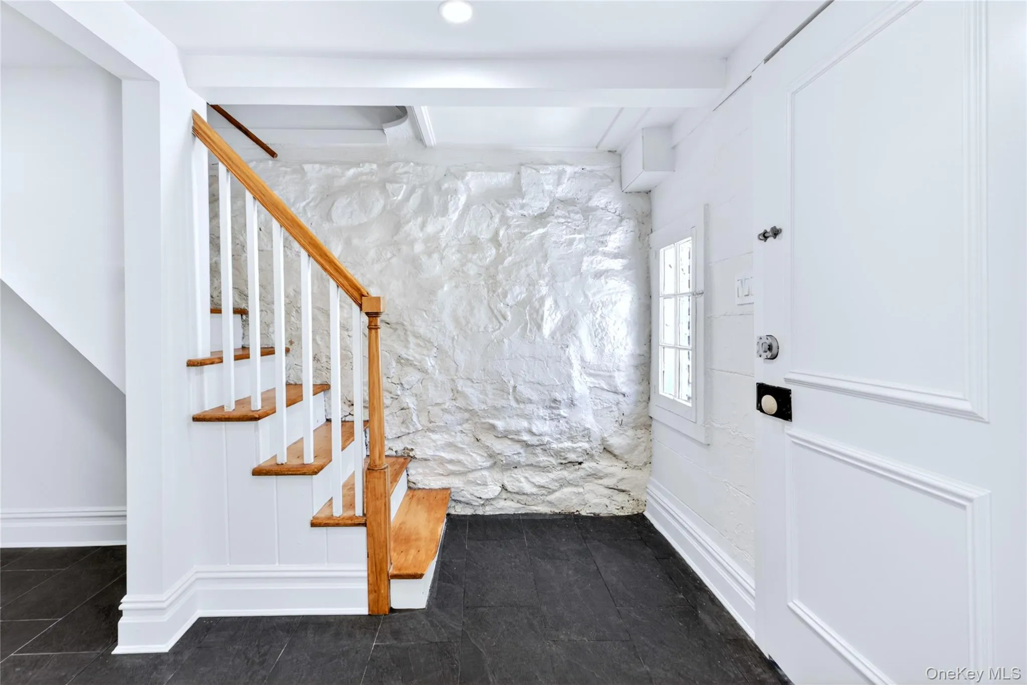 94 Main Street, North Hempstead, NY, 3 Bedrooms Bedrooms, 6 Rooms Rooms,2 BathroomsBathrooms,Residential Lease,For Rent,Main,0,994896 94 Main Street, North Hempstead, NY, 3 Bedrooms Bedrooms, 6 Rooms Rooms,2 BathroomsBathrooms,Residential Lease,For Rent,Main,0,994896