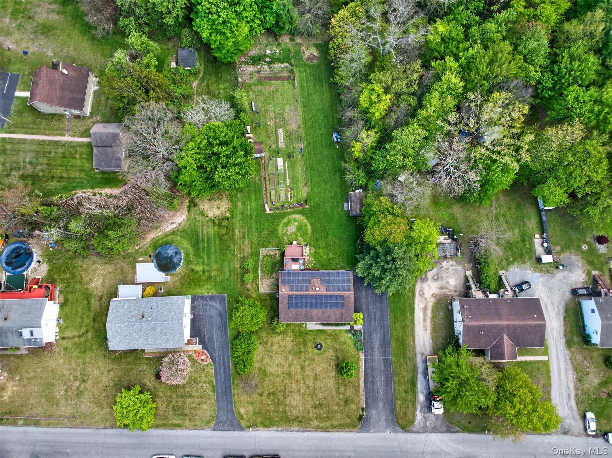 Aerial view highlighting the extensive space Aerial view highlighting the extensive space