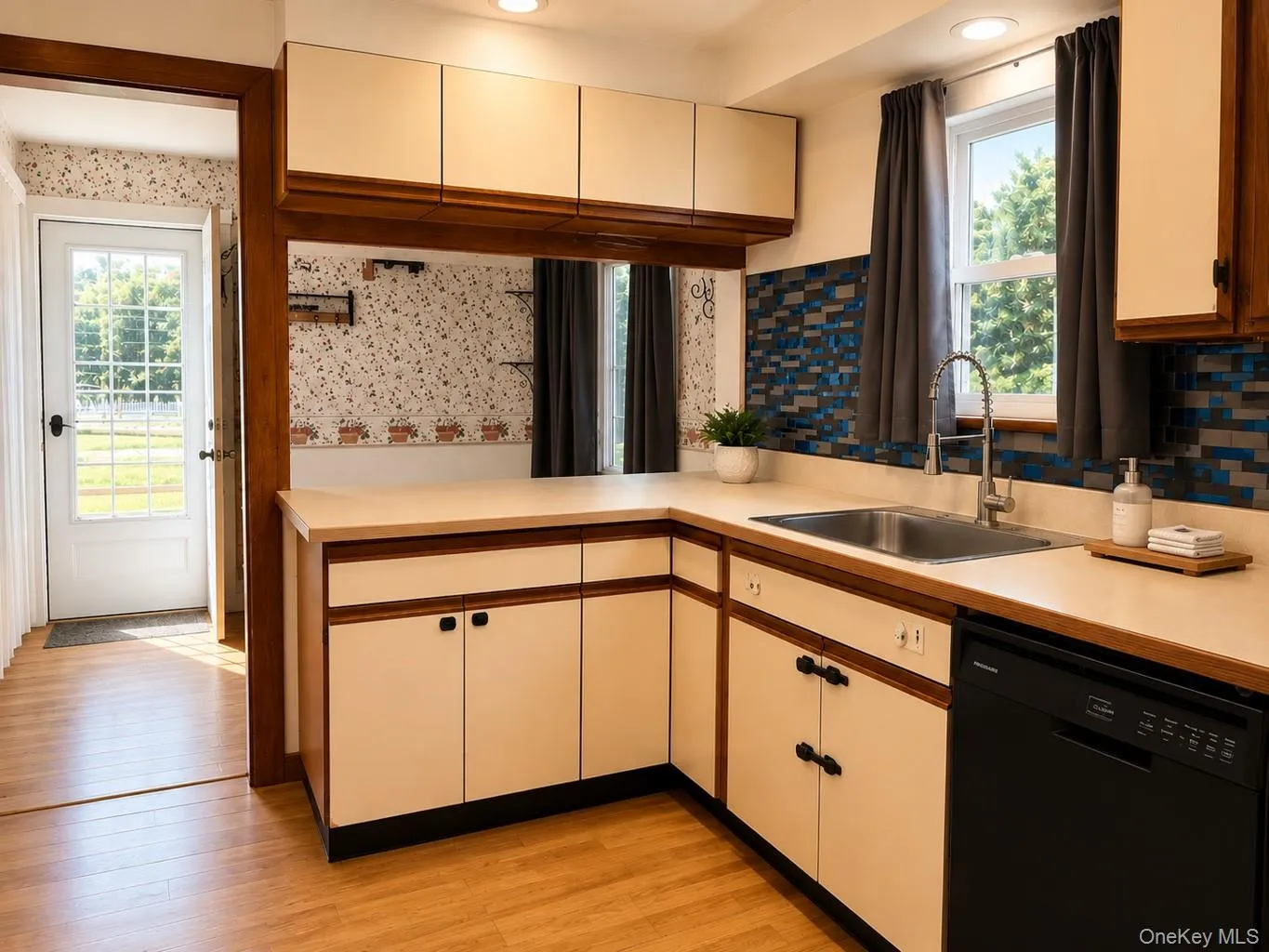 79 Silver Spring Road, New Windsor, NY, 2 Bedrooms Bedrooms, 5 Rooms Rooms,1 BathroomBathrooms,Residential,For Rent,Silver Spring,0,994919 79 Silver Spring Road, New Windsor, NY, 2 Bedrooms Bedrooms, 5 Rooms Rooms,1 BathroomBathrooms,Residential,For Rent,Silver Spring,0,994919