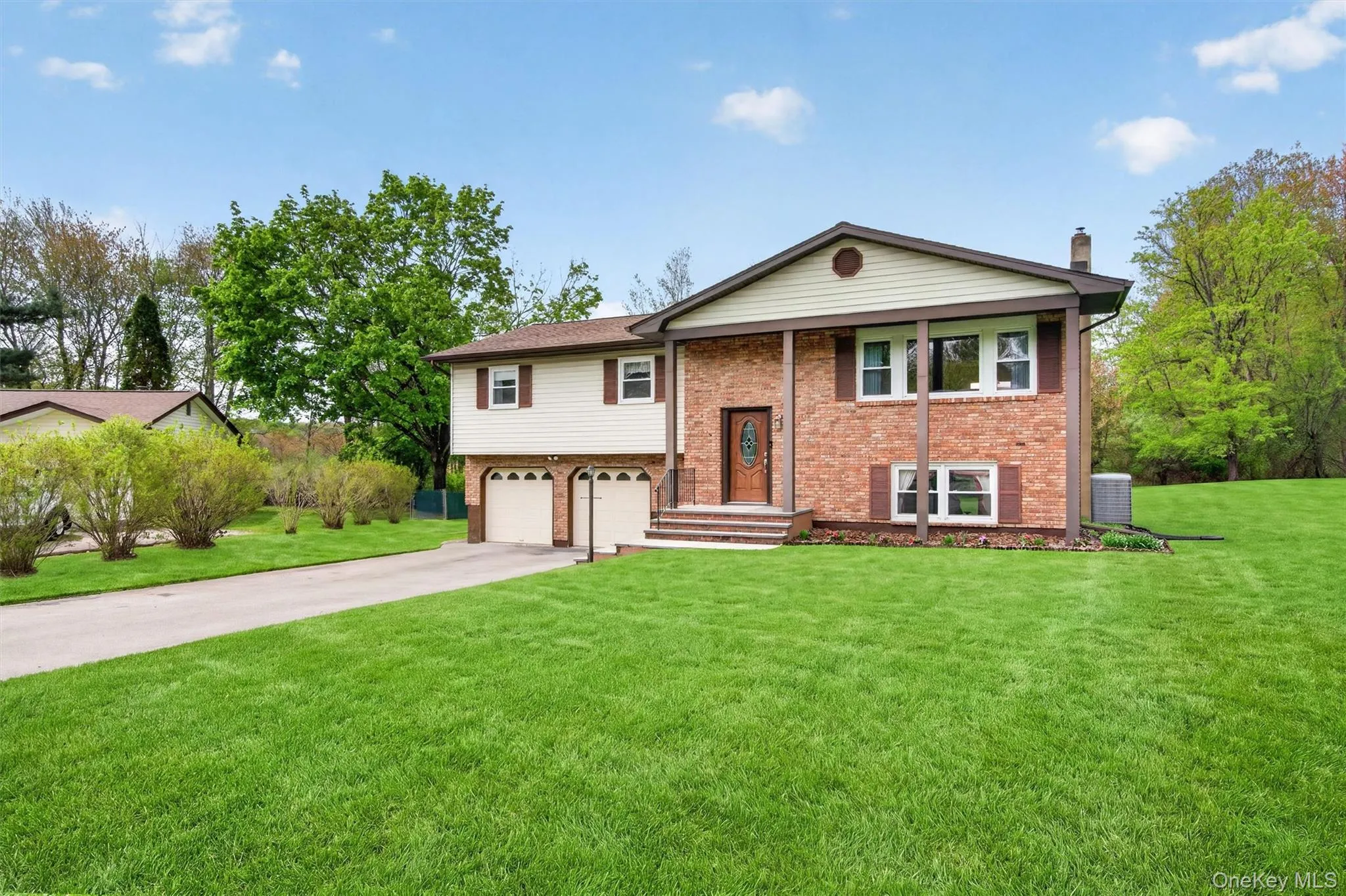 22 Oneil Circle, Monroe, NY, 4 Bedrooms Bedrooms, 8 Rooms Rooms,2 BathroomsBathrooms,Residential,For Rent,Oneil,0,994926 22 Oneil Circle, Monroe, NY, 4 Bedrooms Bedrooms, 8 Rooms Rooms,2 BathroomsBathrooms,Residential,For Rent,Oneil,0,994926