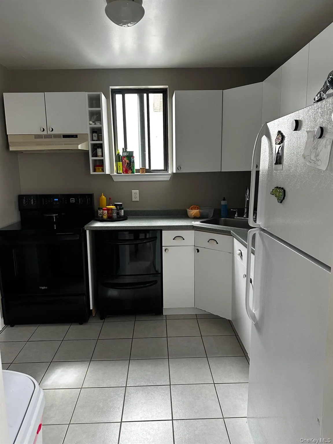 110 Drew Lane, Carmel, NY, 2 Bedrooms Bedrooms, 5 Rooms Rooms,2 BathroomsBathrooms,Residential Lease,For Rent,Drew,0,994930 110 Drew Lane, Carmel, NY, 2 Bedrooms Bedrooms, 5 Rooms Rooms,2 BathroomsBathrooms,Residential Lease,For Rent,Drew,0,994930