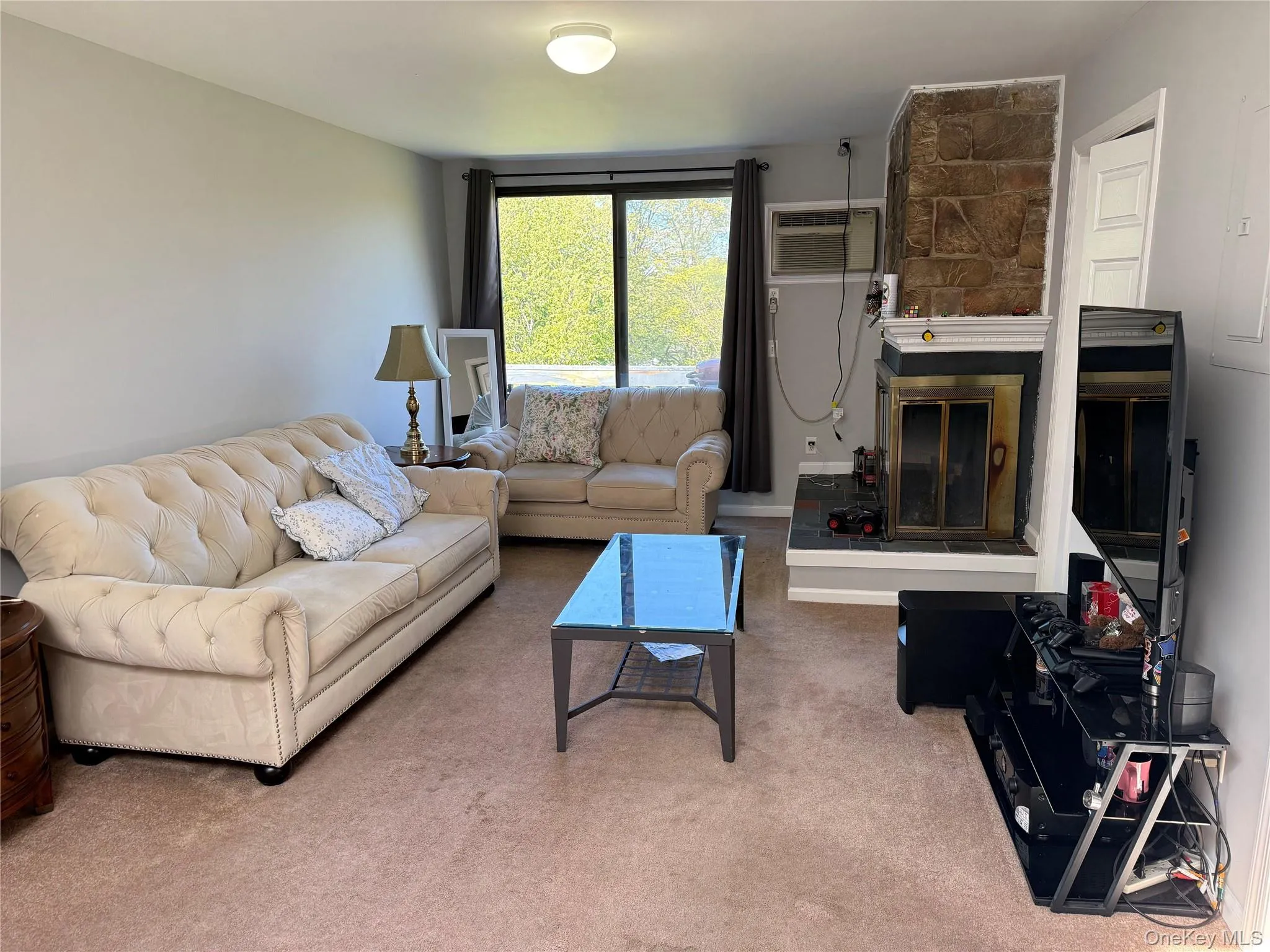 110 Drew Lane, Carmel, NY, 2 Bedrooms Bedrooms, 5 Rooms Rooms,2 BathroomsBathrooms,Residential Lease,For Rent,Drew,0,994930 110 Drew Lane, Carmel, NY, 2 Bedrooms Bedrooms, 5 Rooms Rooms,2 BathroomsBathrooms,Residential Lease,For Rent,Drew,0,994930