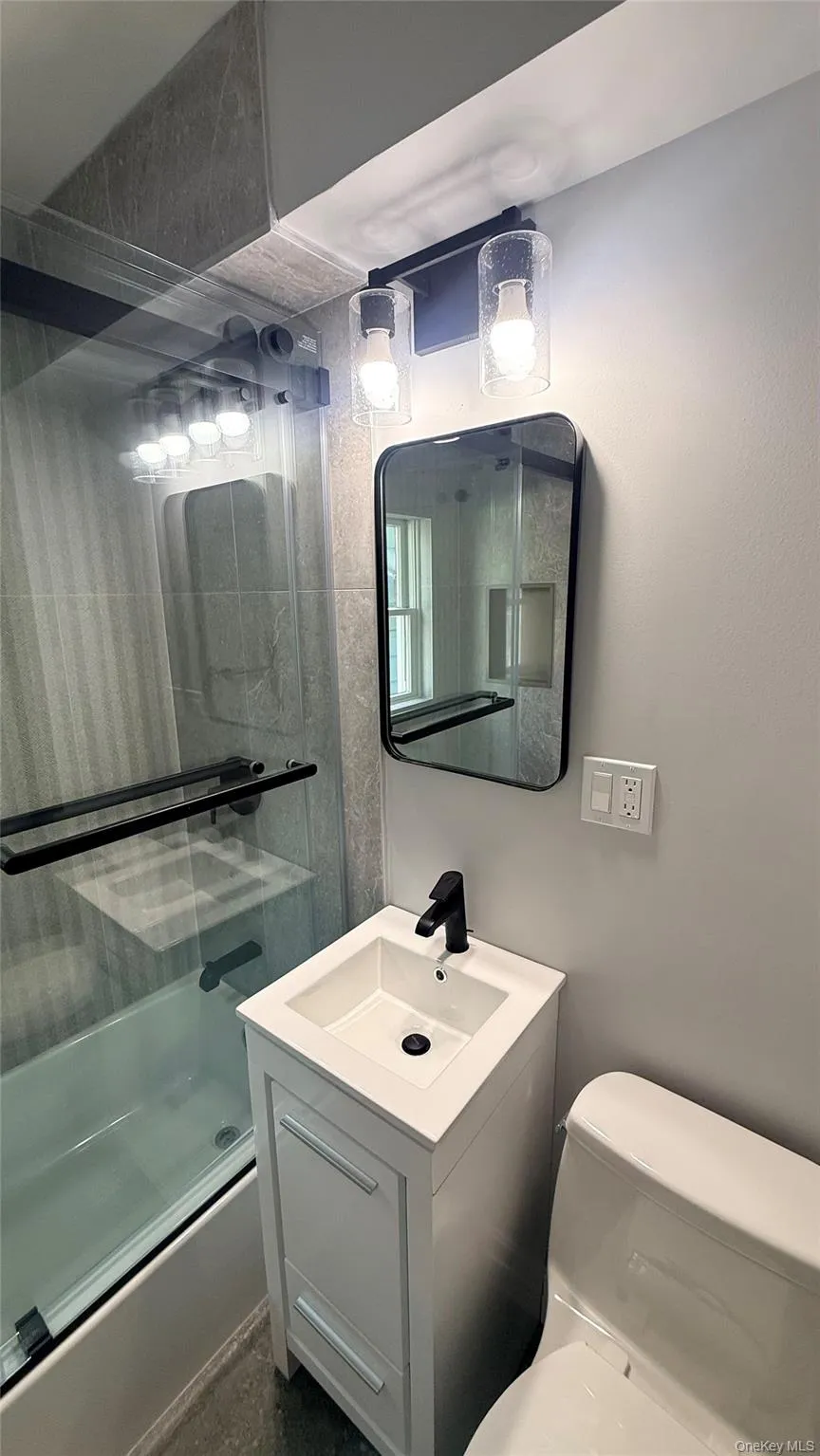 1017 East 92nd Street, New York, NY, 2 Bedrooms Bedrooms, 5 Rooms Rooms,1 BathroomBathrooms,Residential Lease,For Rent,East 92nd Street,0,994937 1017 East 92nd Street, New York, NY, 2 Bedrooms Bedrooms, 5 Rooms Rooms,1 BathroomBathrooms,Residential Lease,For Rent,East 92nd Street,0,994937