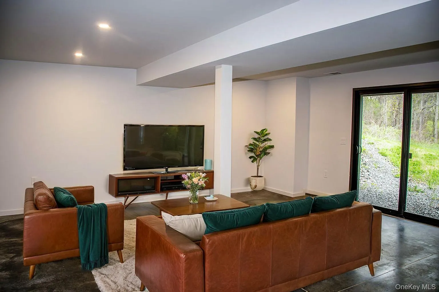 13 Regal Road, Stockport, NY, 2 Bedrooms Bedrooms, 6 Rooms Rooms,1 BathroomBathrooms,Residential,For Rent,Regal,0,994943 13 Regal Road, Stockport, NY, 2 Bedrooms Bedrooms, 6 Rooms Rooms,1 BathroomBathrooms,Residential,For Rent,Regal,0,994943
