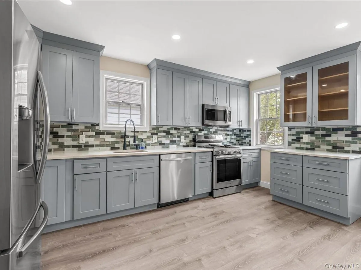 9519 116th Street, New York, NY, 4 Bedrooms Bedrooms, 7 Rooms Rooms,3 BathroomsBathrooms,Residential Lease,For Rent,116th,0,994959 9519 116th Street, New York, NY, 4 Bedrooms Bedrooms, 7 Rooms Rooms,3 BathroomsBathrooms,Residential Lease,For Rent,116th,0,994959