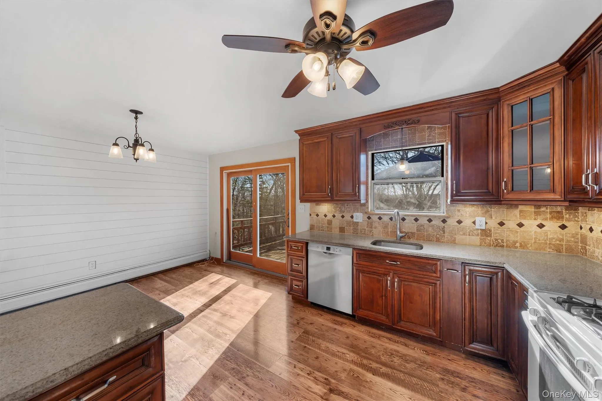 3 Fredrick Drive, Monroe, NY, 3 Bedrooms Bedrooms, 7 Rooms Rooms,2 BathroomsBathrooms,Residential Lease,For Rent,Fredrick Drive,0,994962 3 Fredrick Drive, Monroe, NY, 3 Bedrooms Bedrooms, 7 Rooms Rooms,2 BathroomsBathrooms,Residential Lease,For Rent,Fredrick Drive,0,994962