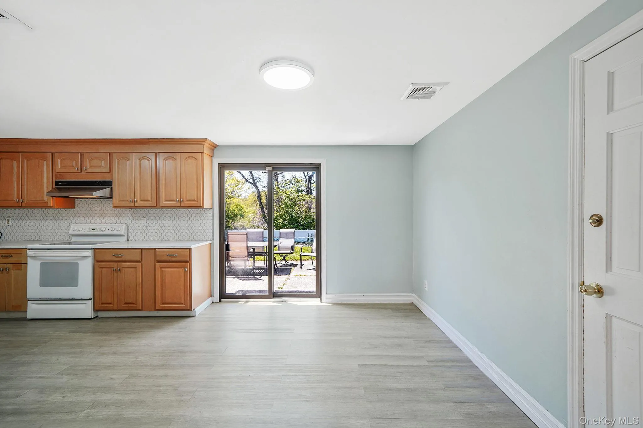 88 Matsunaye Drive, Brookhaven, NY, 3 Bedrooms Bedrooms, 8 Rooms Rooms,1 BathroomBathrooms,Residential,For Rent,Matsunaye,0,994973 88 Matsunaye Drive, Brookhaven, NY, 3 Bedrooms Bedrooms, 8 Rooms Rooms,1 BathroomBathrooms,Residential,For Rent,Matsunaye,0,994973