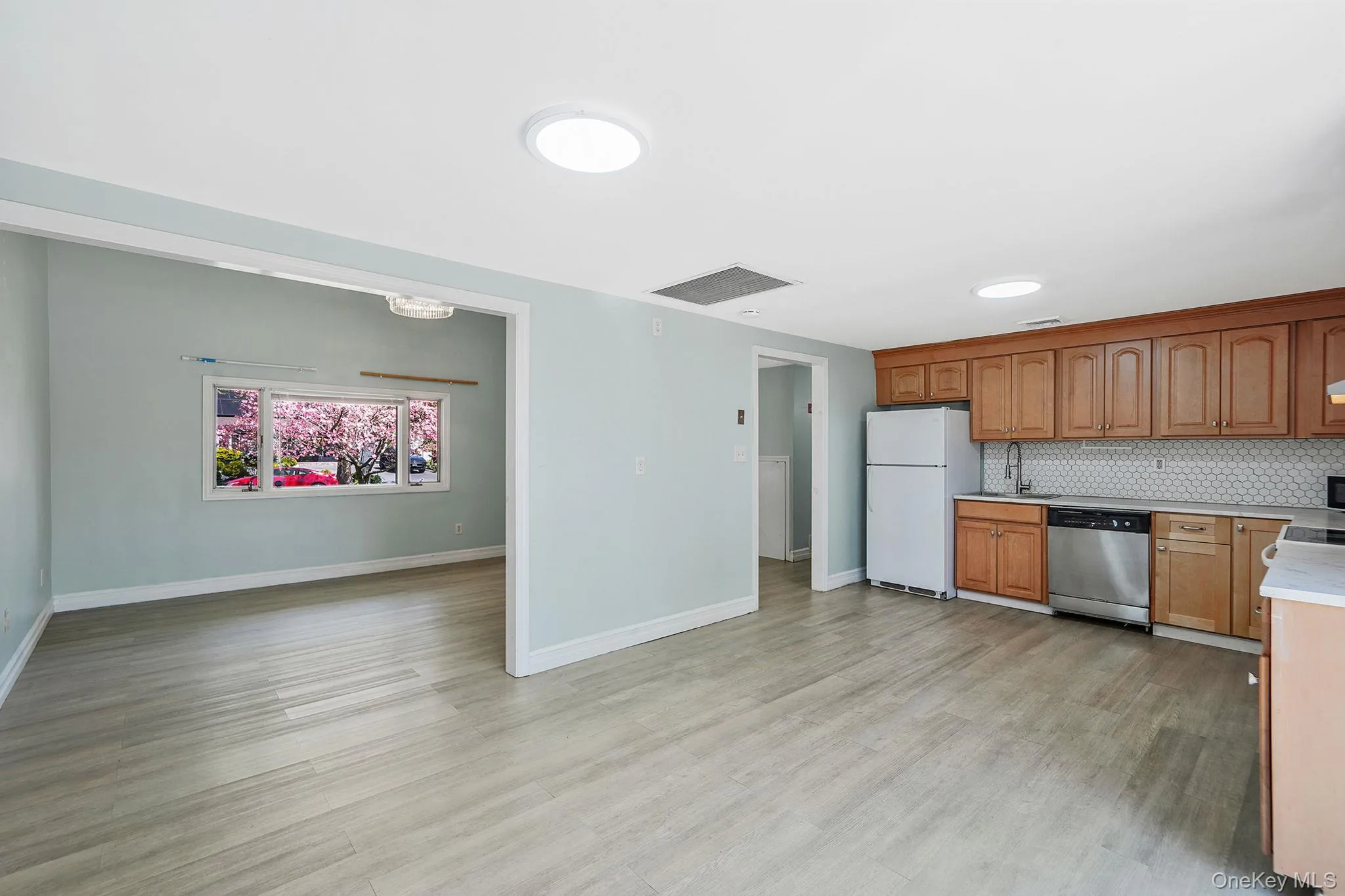 88 Matsunaye Drive, Brookhaven, NY, 3 Bedrooms Bedrooms, 8 Rooms Rooms,1 BathroomBathrooms,Residential,For Rent,Matsunaye,0,994973 88 Matsunaye Drive, Brookhaven, NY, 3 Bedrooms Bedrooms, 8 Rooms Rooms,1 BathroomBathrooms,Residential,For Rent,Matsunaye,0,994973