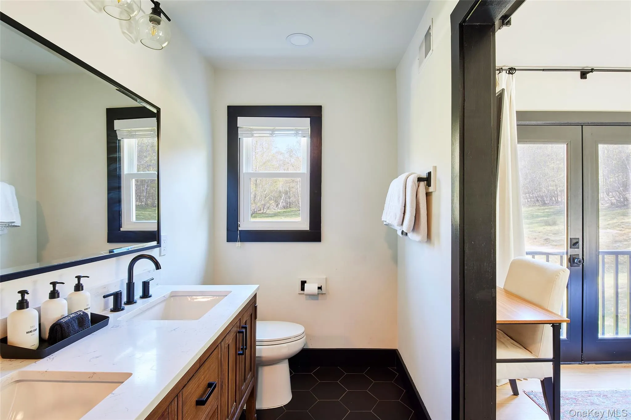 453 Little Ireland Road, Rockland, NY, 6 Bedrooms Bedrooms, 11 Rooms Rooms,3 BathroomsBathrooms,Residential,For Rent,Little Ireland,0,994975 453 Little Ireland Road, Rockland, NY, 6 Bedrooms Bedrooms, 11 Rooms Rooms,3 BathroomsBathrooms,Residential,For Rent,Little Ireland,0,994975