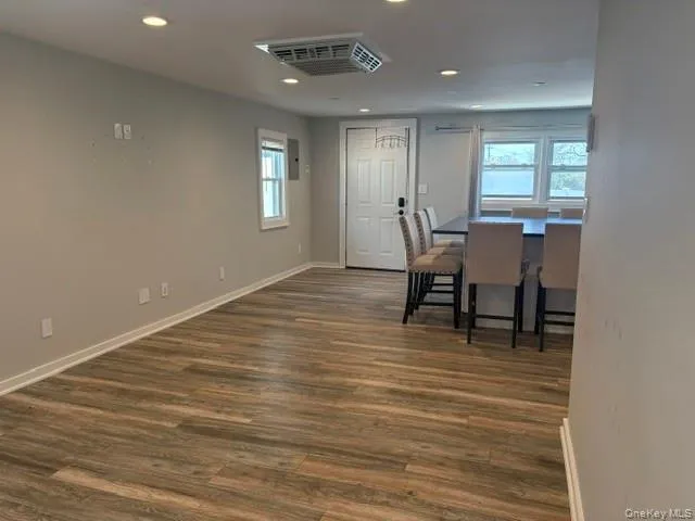 424 Bayville Avenue, Oyster Bay, NY, 1 Room Rooms,1 BathroomBathrooms,Residential Lease,For Rent,Bayville,0,994978 424 Bayville Avenue, Oyster Bay, NY, 1 Room Rooms,1 BathroomBathrooms,Residential Lease,For Rent,Bayville,0,994978