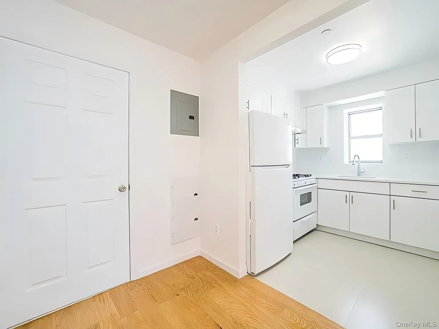 4229 Parsons Boulevard, New York, NY, 3 Bedrooms Bedrooms, 7 Rooms Rooms,2 BathroomsBathrooms,Residential Lease,For Rent,Parsons,0,994988 4229 Parsons Boulevard, New York, NY, 3 Bedrooms Bedrooms, 7 Rooms Rooms,2 BathroomsBathrooms,Residential Lease,For Rent,Parsons,0,994988
