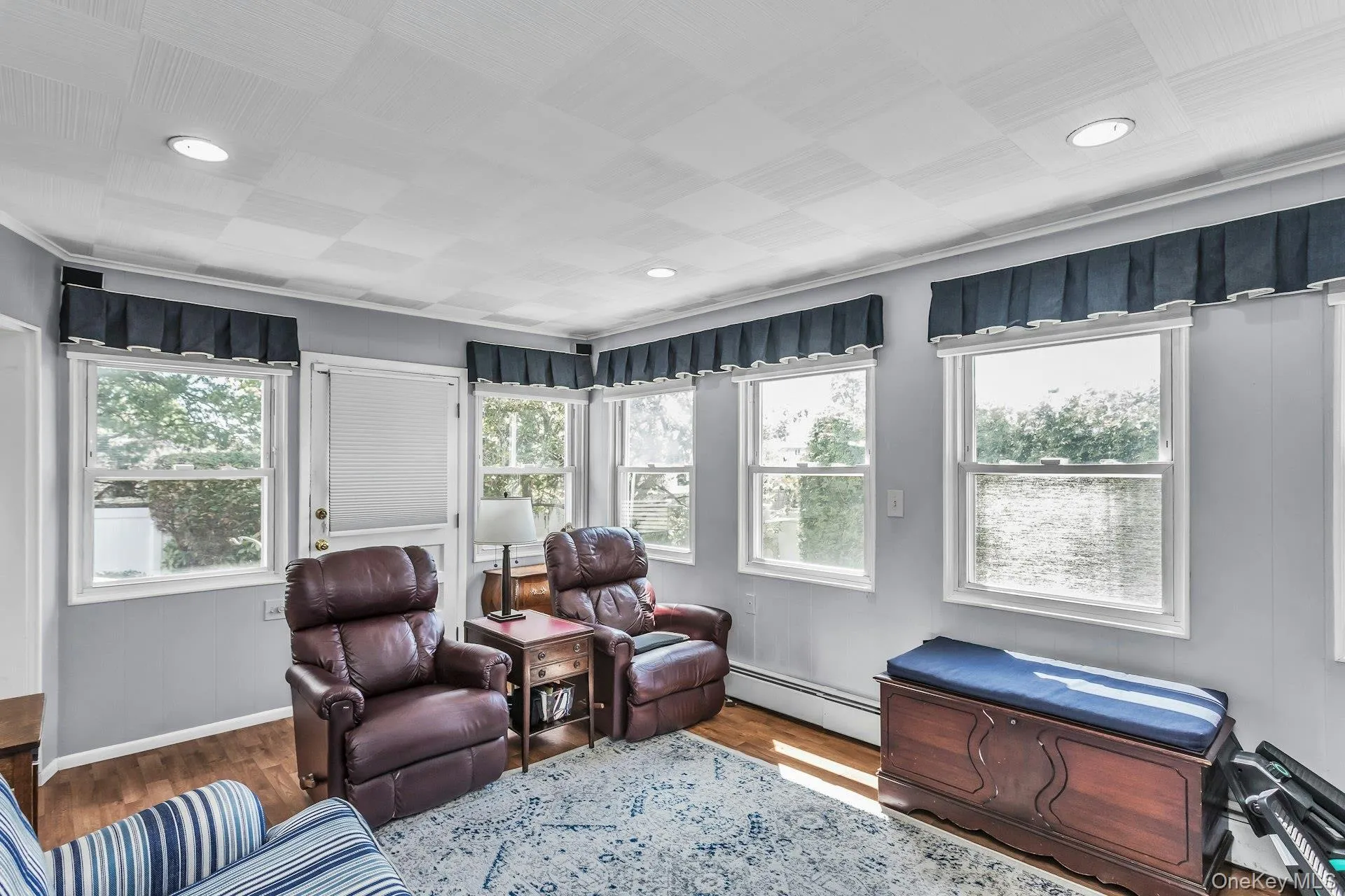 Den/Family Rm Den/Family Rm