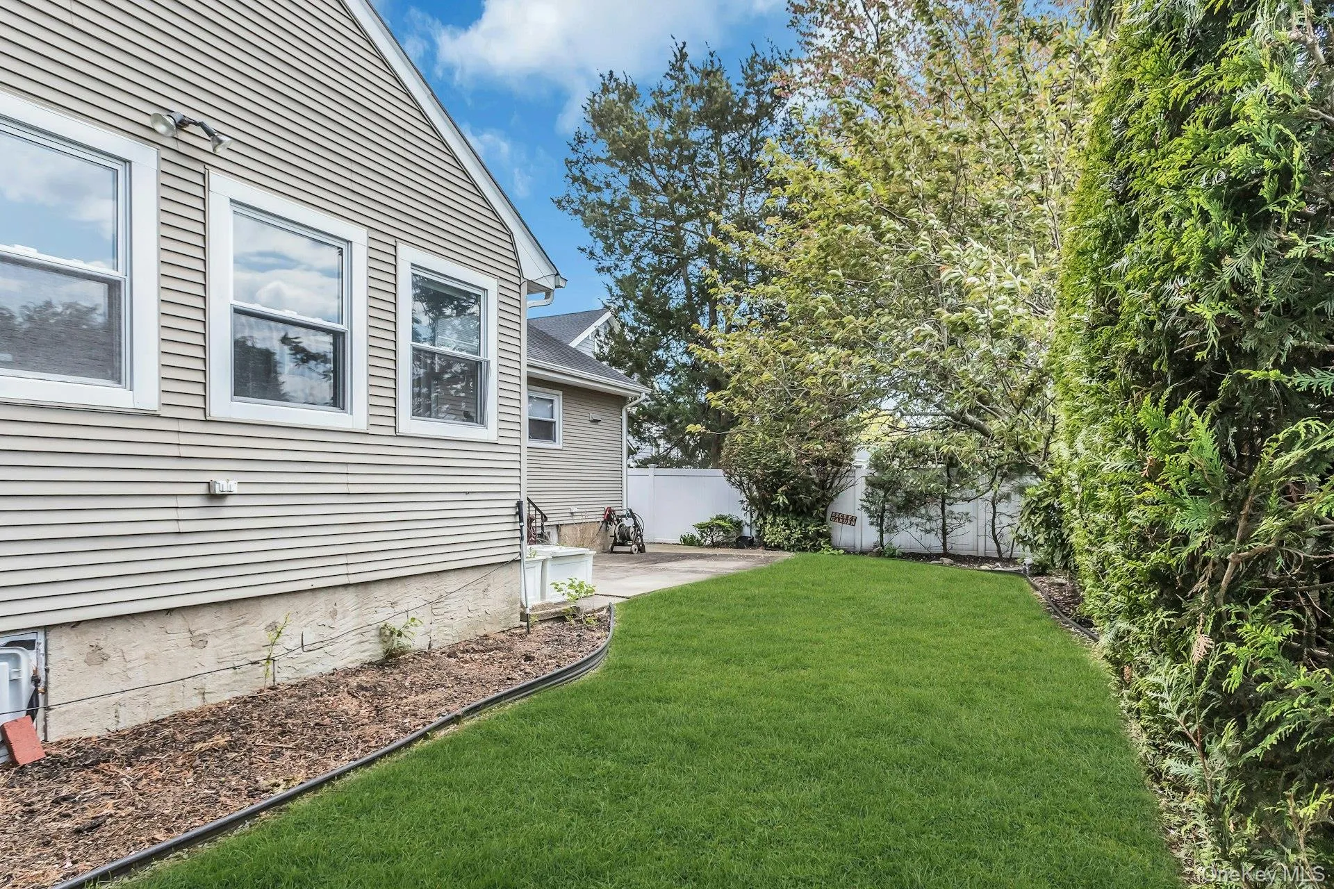 2614 Soper Avenue, Hempstead, NY, 3 Bedrooms Bedrooms, 7 Rooms Rooms,2 BathroomsBathrooms,Residential Sale,For Rent,Soper,0,994989 2614 Soper Avenue, Hempstead, NY, 3 Bedrooms Bedrooms, 7 Rooms Rooms,2 BathroomsBathrooms,Residential Sale,For Rent,Soper,0,994989