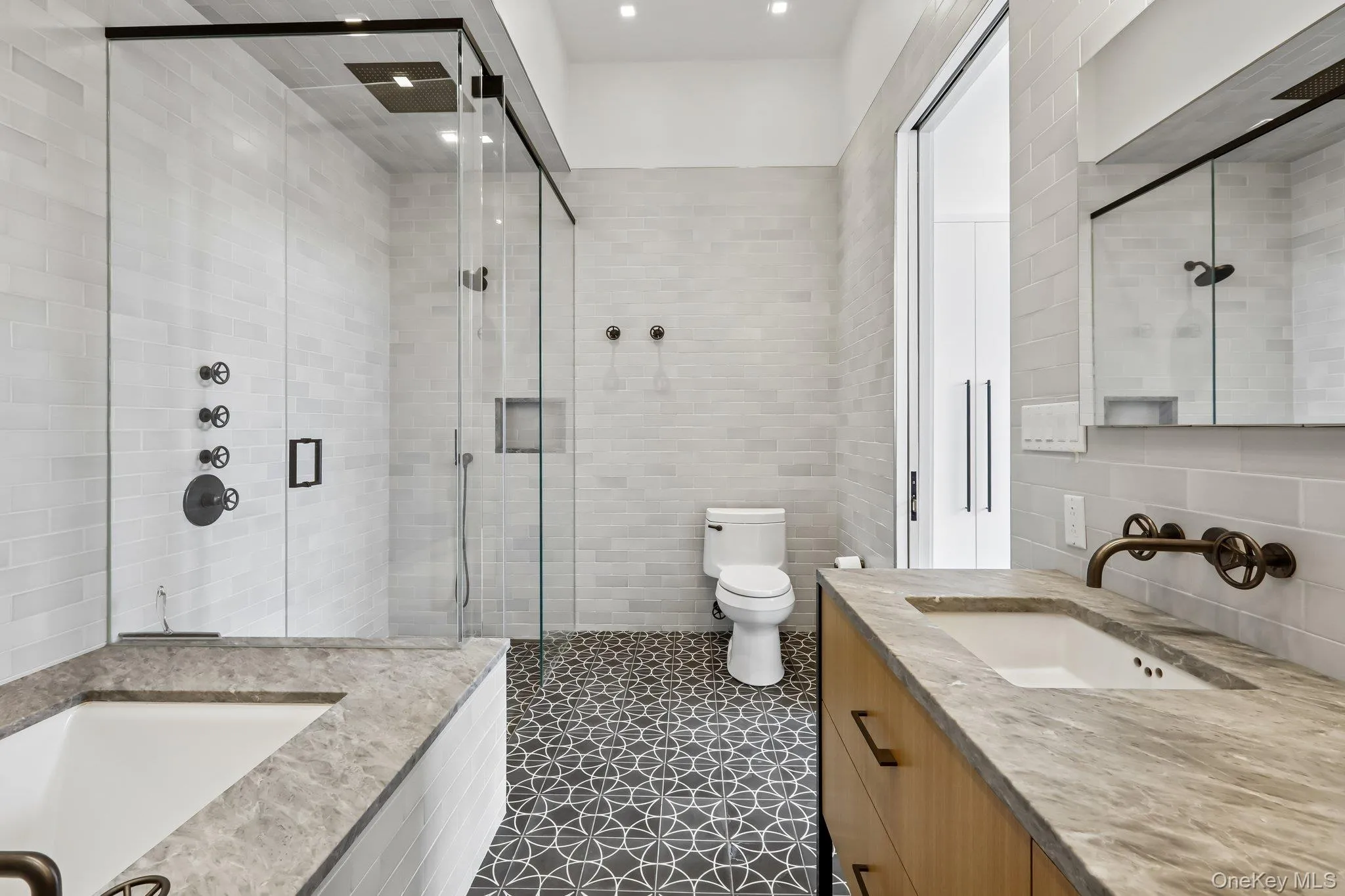 1 Main Street, Beacon, NY, 2 Bedrooms Bedrooms, 5 Rooms Rooms,2 BathroomsBathrooms,Residential,For Rent,Main,0,994991 1 Main Street, Beacon, NY, 2 Bedrooms Bedrooms, 5 Rooms Rooms,2 BathroomsBathrooms,Residential,For Rent,Main,0,994991