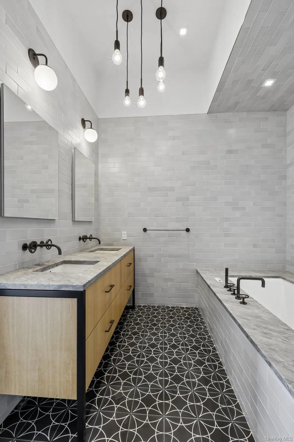 1 Main Street, Beacon, NY, 2 Bedrooms Bedrooms, 5 Rooms Rooms,2 BathroomsBathrooms,Residential,For Rent,Main,0,994991 1 Main Street, Beacon, NY, 2 Bedrooms Bedrooms, 5 Rooms Rooms,2 BathroomsBathrooms,Residential,For Rent,Main,0,994991