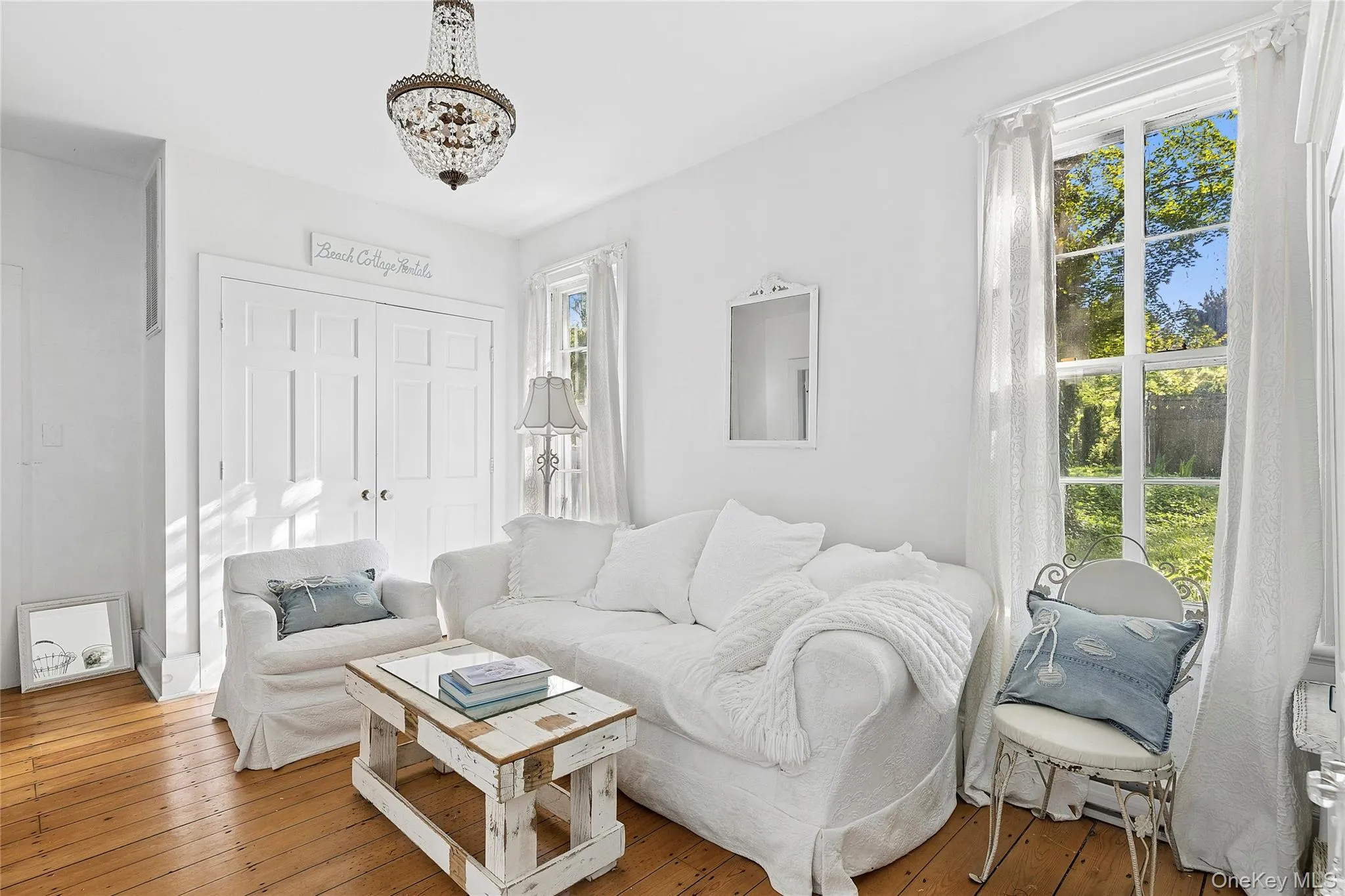 2nd Bedroom/Optional Den or Home Office on Main Level 2nd Bedroom/Optional Den or Home Office on Main Level