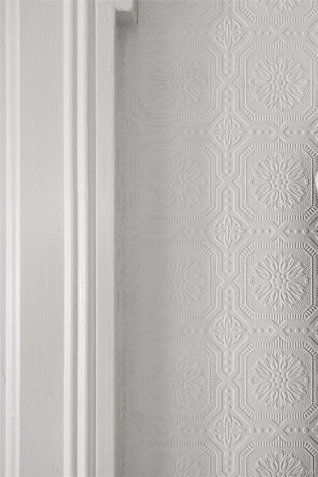 Embossed Wallpaper & Original Moldings Embossed Wallpaper & Original Moldings