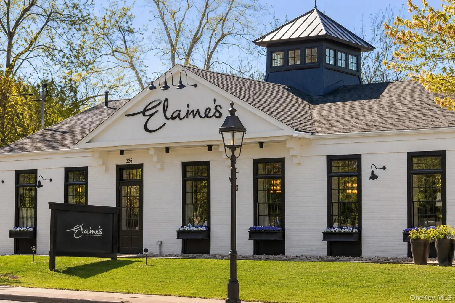Beloved Local Restaurant, Elaine's - just 600' away Beloved Local Restaurant, Elaine's - just 600' away