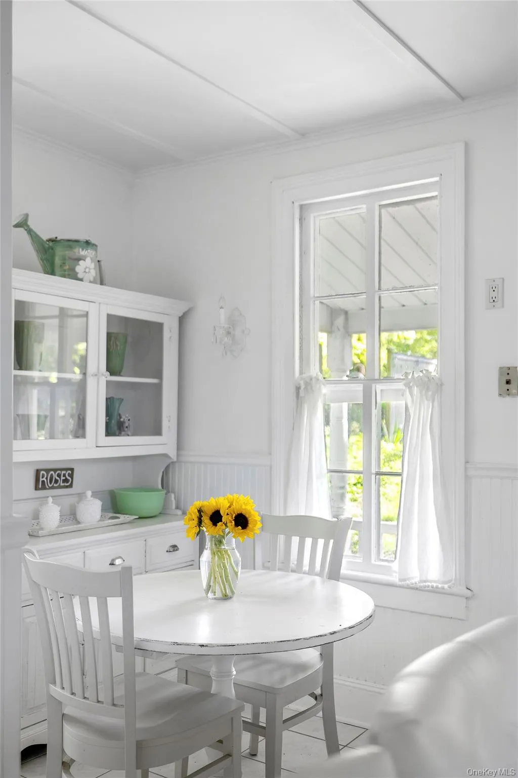 A Sunny Breakfast Nook A Sunny Breakfast Nook