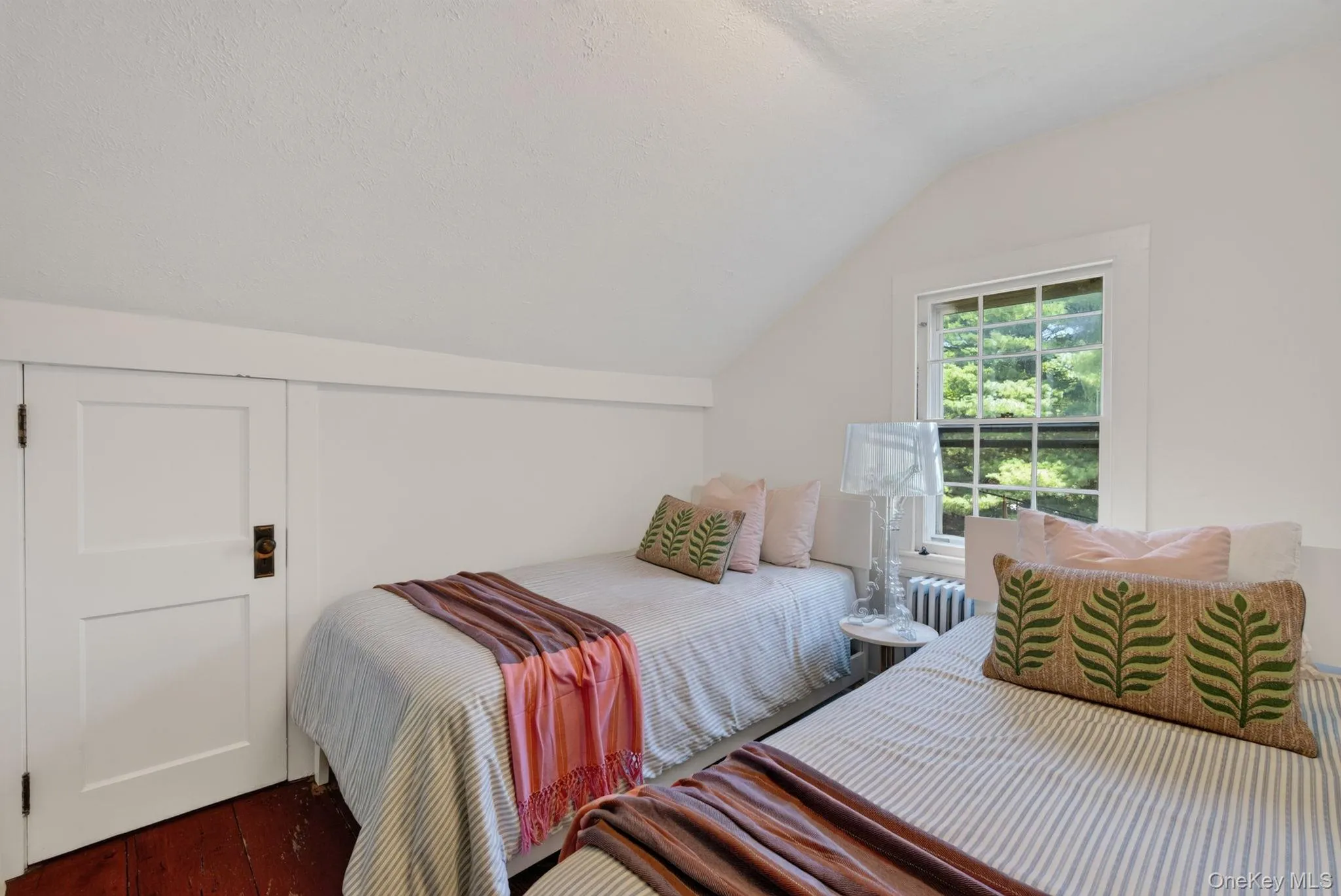 210 Middle Road, Hudson, NY, 4 Bedrooms Bedrooms, 12 Rooms Rooms,2 BathroomsBathrooms,Residential,For Rent,Middle,0,995000 210 Middle Road, Hudson, NY, 4 Bedrooms Bedrooms, 12 Rooms Rooms,2 BathroomsBathrooms,Residential,For Rent,Middle,0,995000