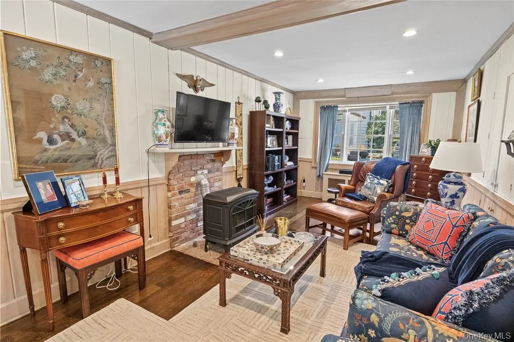 87 Piping Rock Road, Oyster Bay, NY, 2 Bedrooms Bedrooms, 6 Rooms Rooms,1 BathroomBathrooms,Residential Lease,For Rent,Piping Rock,0,995006 87 Piping Rock Road, Oyster Bay, NY, 2 Bedrooms Bedrooms, 6 Rooms Rooms,1 BathroomBathrooms,Residential Lease,For Rent,Piping Rock,0,995006