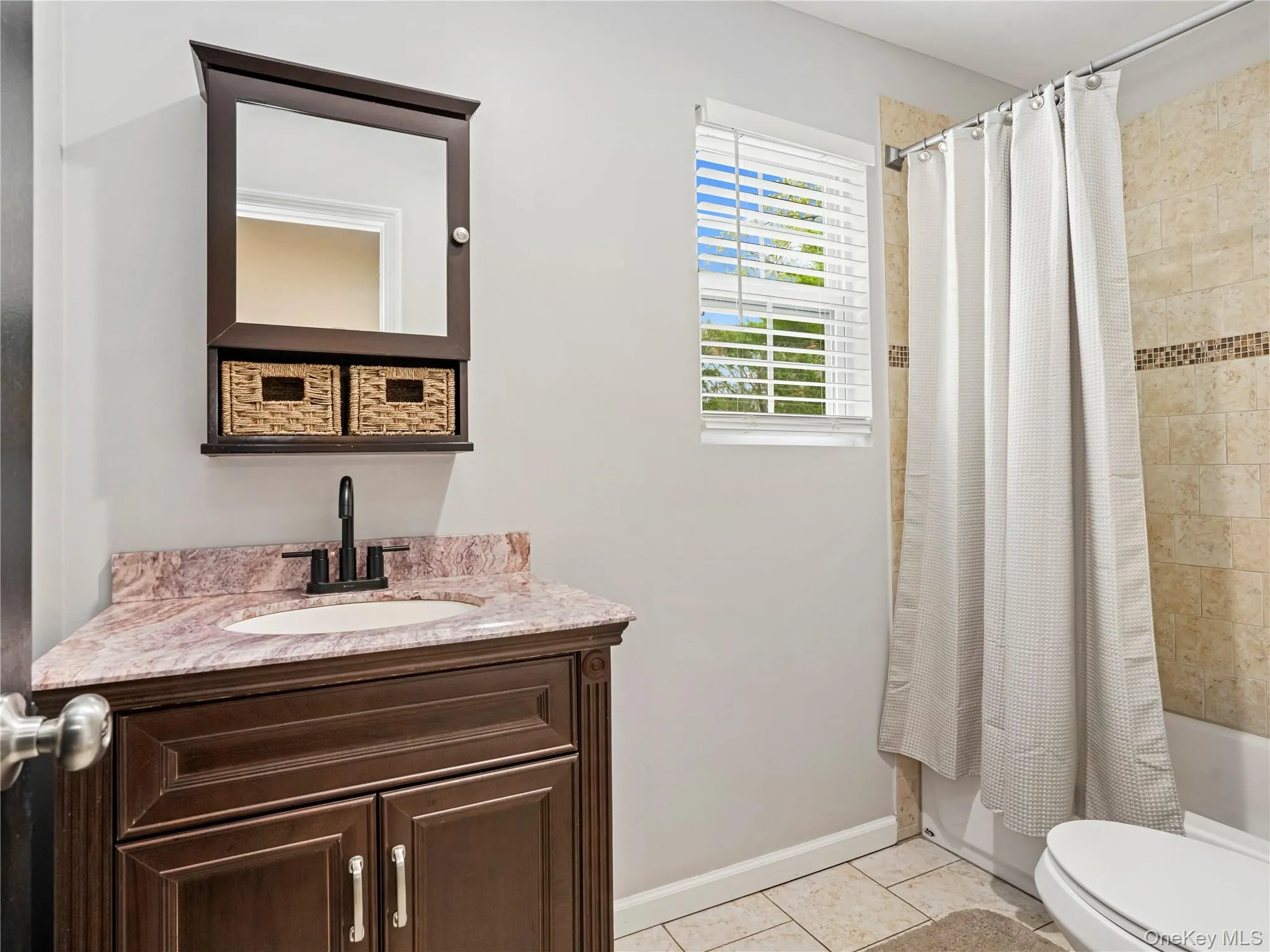 250 5th Street, Babylon, NY, 5 Bedrooms Bedrooms, 8 Rooms Rooms,3 BathroomsBathrooms,Residential,For Rent,5th,0,995007 250 5th Street, Babylon, NY, 5 Bedrooms Bedrooms, 8 Rooms Rooms,3 BathroomsBathrooms,Residential,For Rent,5th,0,995007