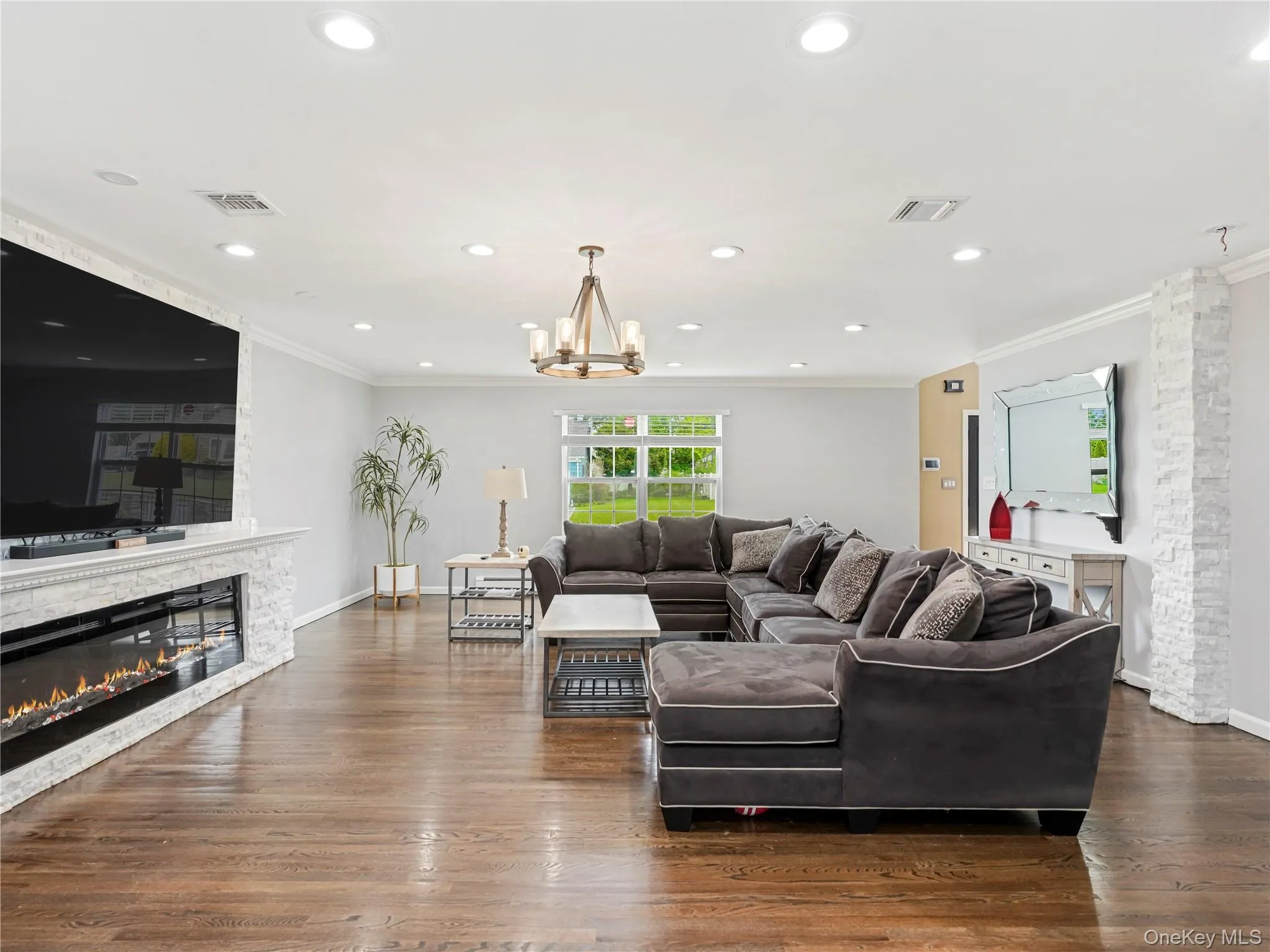 250 5th Street, Babylon, NY, 5 Bedrooms Bedrooms, 8 Rooms Rooms,3 BathroomsBathrooms,Residential,For Rent,5th,0,995007 250 5th Street, Babylon, NY, 5 Bedrooms Bedrooms, 8 Rooms Rooms,3 BathroomsBathrooms,Residential,For Rent,5th,0,995007