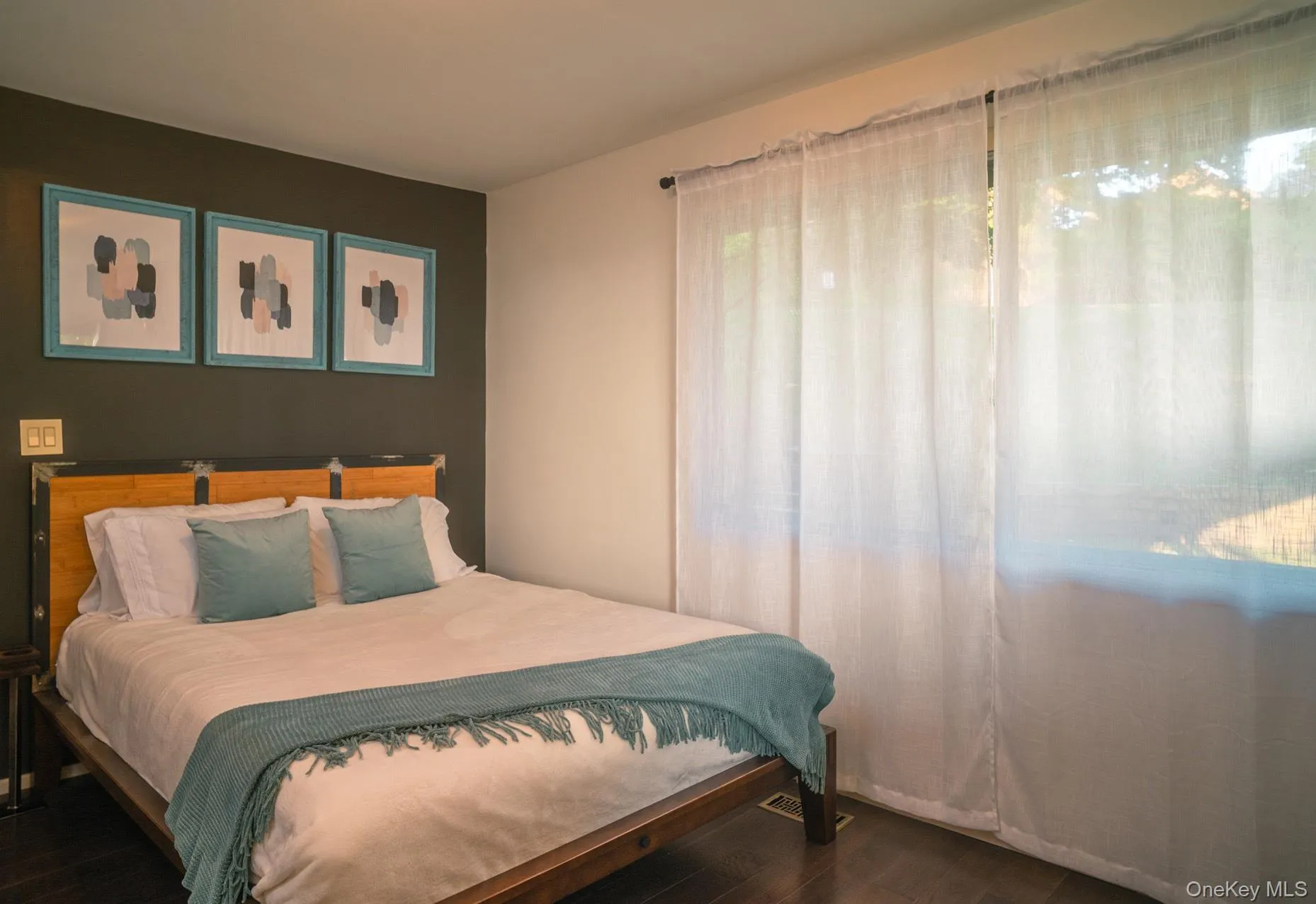 137 Cedar Lane, Ossining, NY, 4 Bedrooms Bedrooms, 10 Rooms Rooms,2 BathroomsBathrooms,Residential Lease,For Rent,Cedar,0,995010 137 Cedar Lane, Ossining, NY, 4 Bedrooms Bedrooms, 10 Rooms Rooms,2 BathroomsBathrooms,Residential Lease,For Rent,Cedar,0,995010