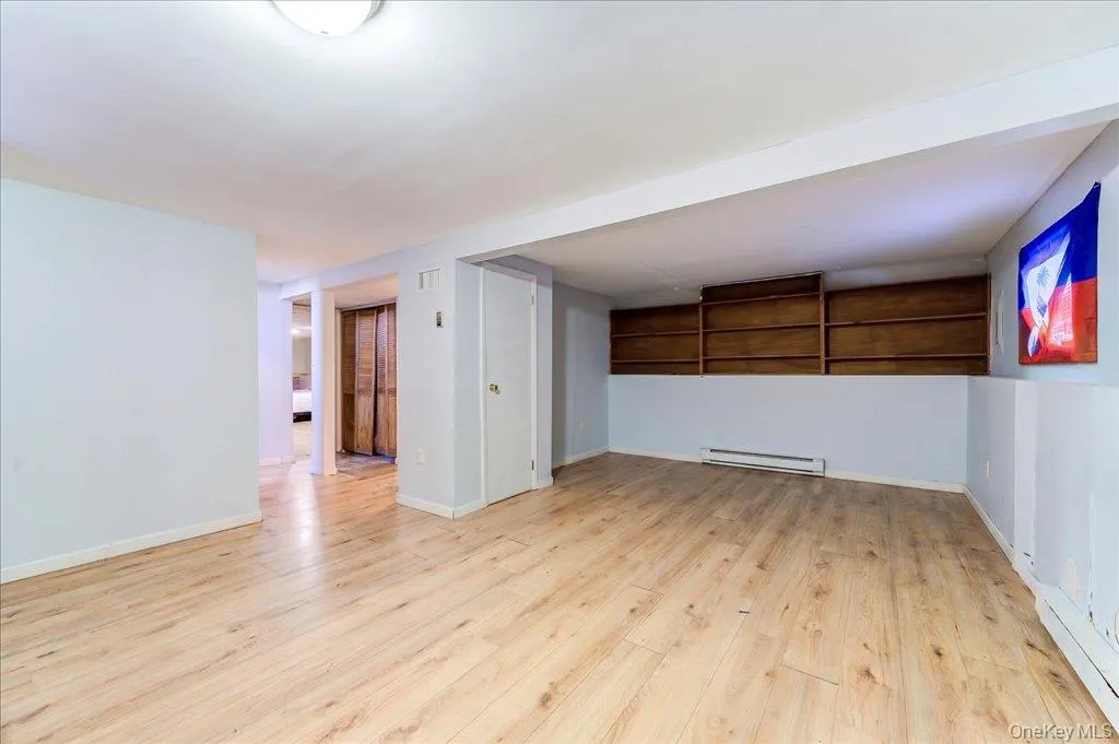 17 Chester Street, Thompson, NY, 3 Bedrooms Bedrooms, 7 Rooms Rooms,2 BathroomsBathrooms,Residential Sale,For Rent,Chester,0,995033 17 Chester Street, Thompson, NY, 3 Bedrooms Bedrooms, 7 Rooms Rooms,2 BathroomsBathrooms,Residential Sale,For Rent,Chester,0,995033