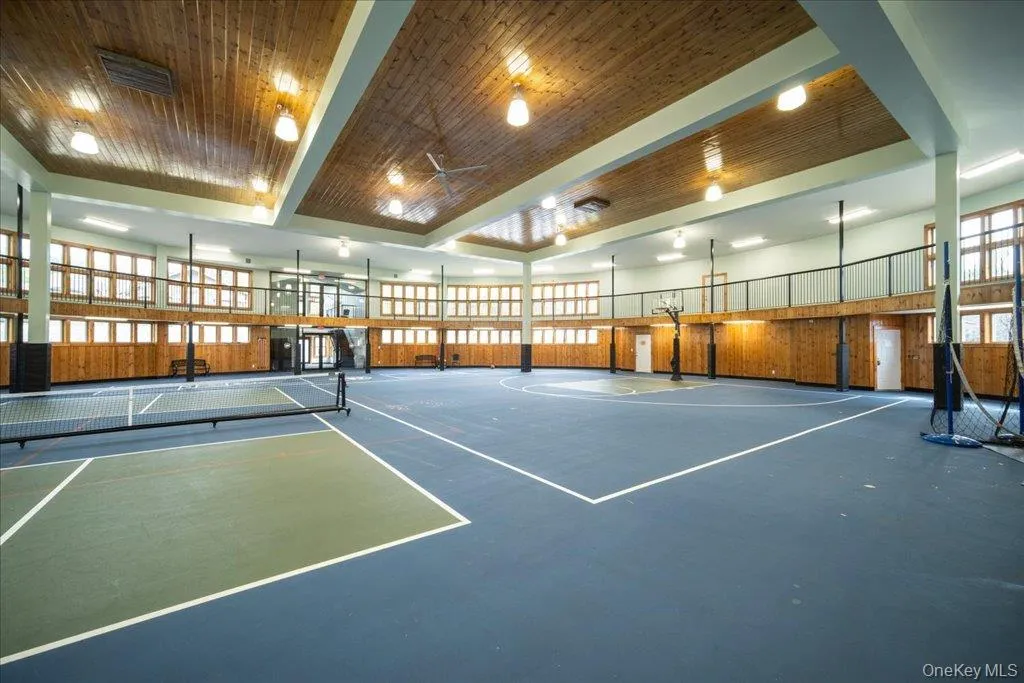 Emerald Green Clubhouse Emerald Green Clubhouse