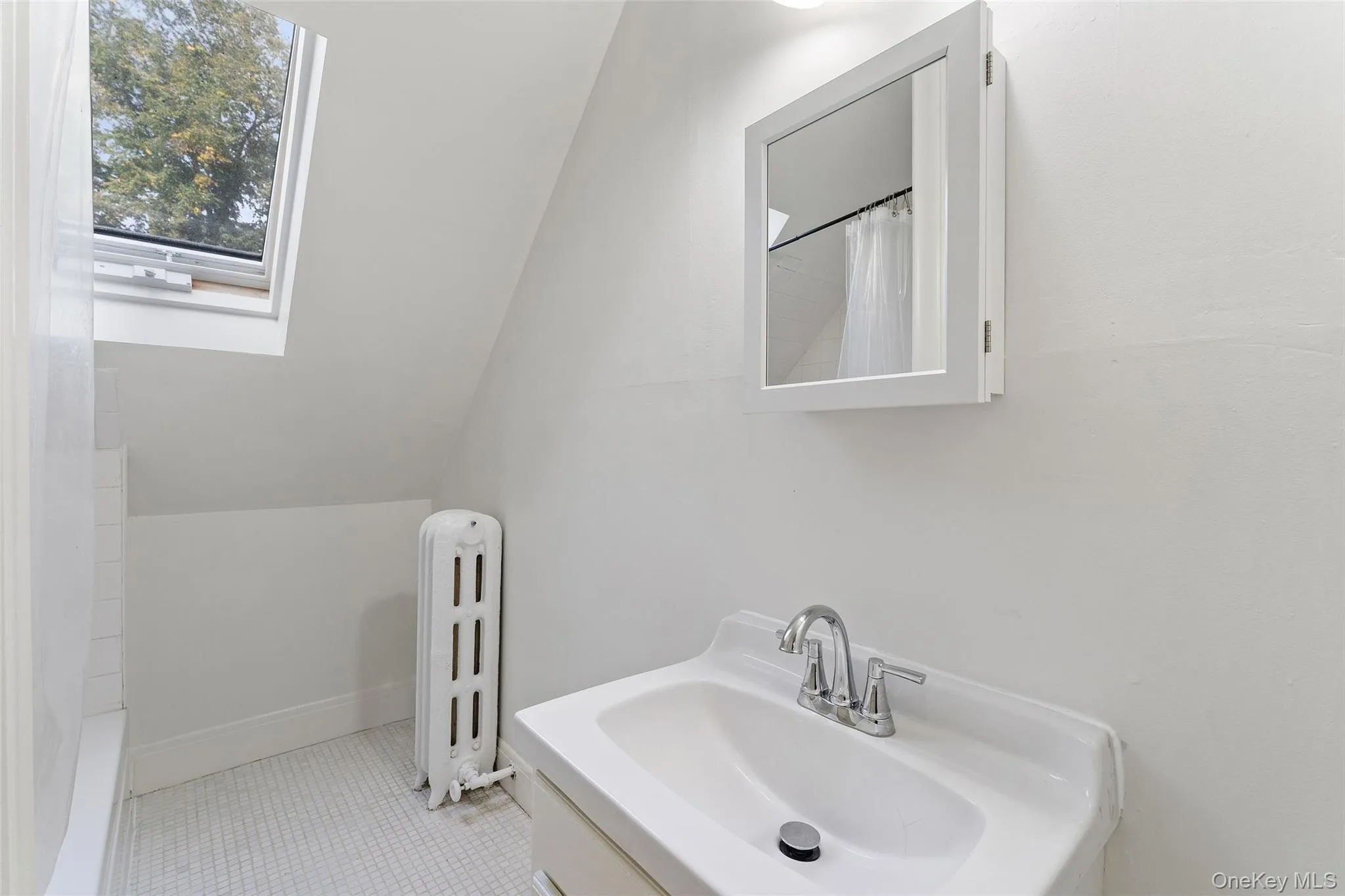 Second Level Bathroom. Second Level Bathroom.