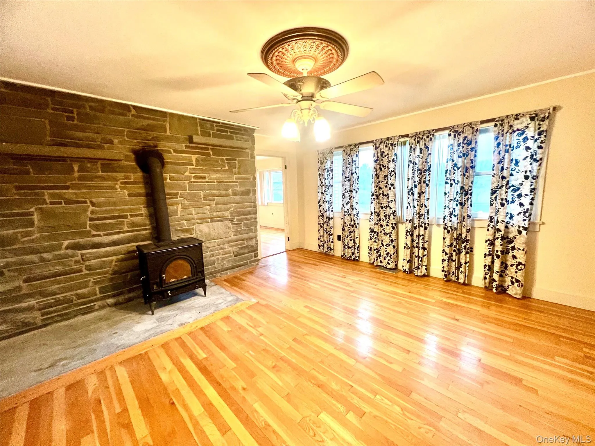 57 Hubbard Road, Wallkill, NY, 3 Bedrooms Bedrooms, 10 Rooms Rooms,1 BathroomBathrooms,Residential Lease,For Rent,Hubbard,0,995049 57 Hubbard Road, Wallkill, NY, 3 Bedrooms Bedrooms, 10 Rooms Rooms,1 BathroomBathrooms,Residential Lease,For Rent,Hubbard,0,995049