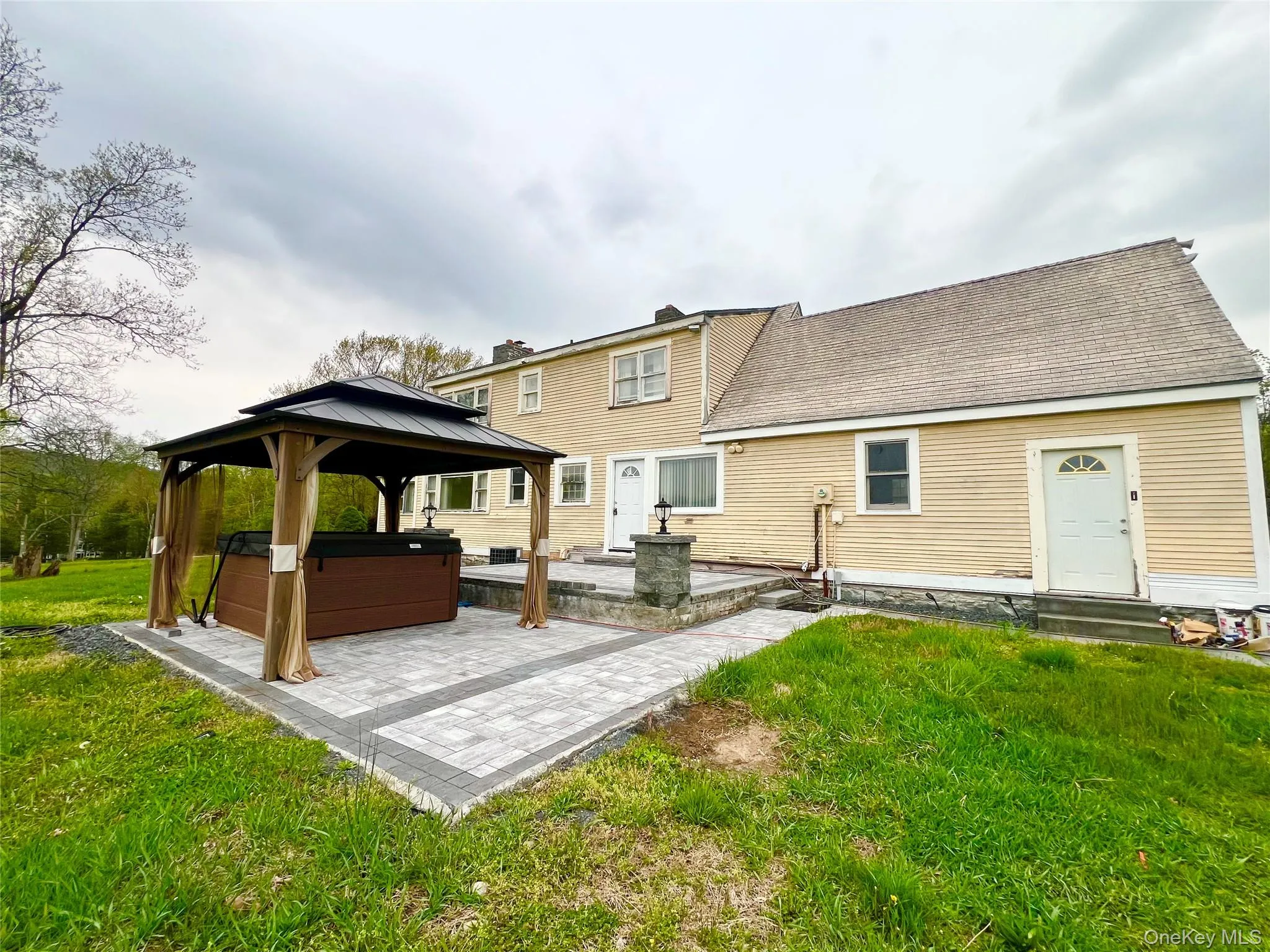 57 Hubbard Road, Wallkill, NY, 3 Bedrooms Bedrooms, 10 Rooms Rooms,1 BathroomBathrooms,Residential Lease,For Rent,Hubbard,0,995049 57 Hubbard Road, Wallkill, NY, 3 Bedrooms Bedrooms, 10 Rooms Rooms,1 BathroomBathrooms,Residential Lease,For Rent,Hubbard,0,995049