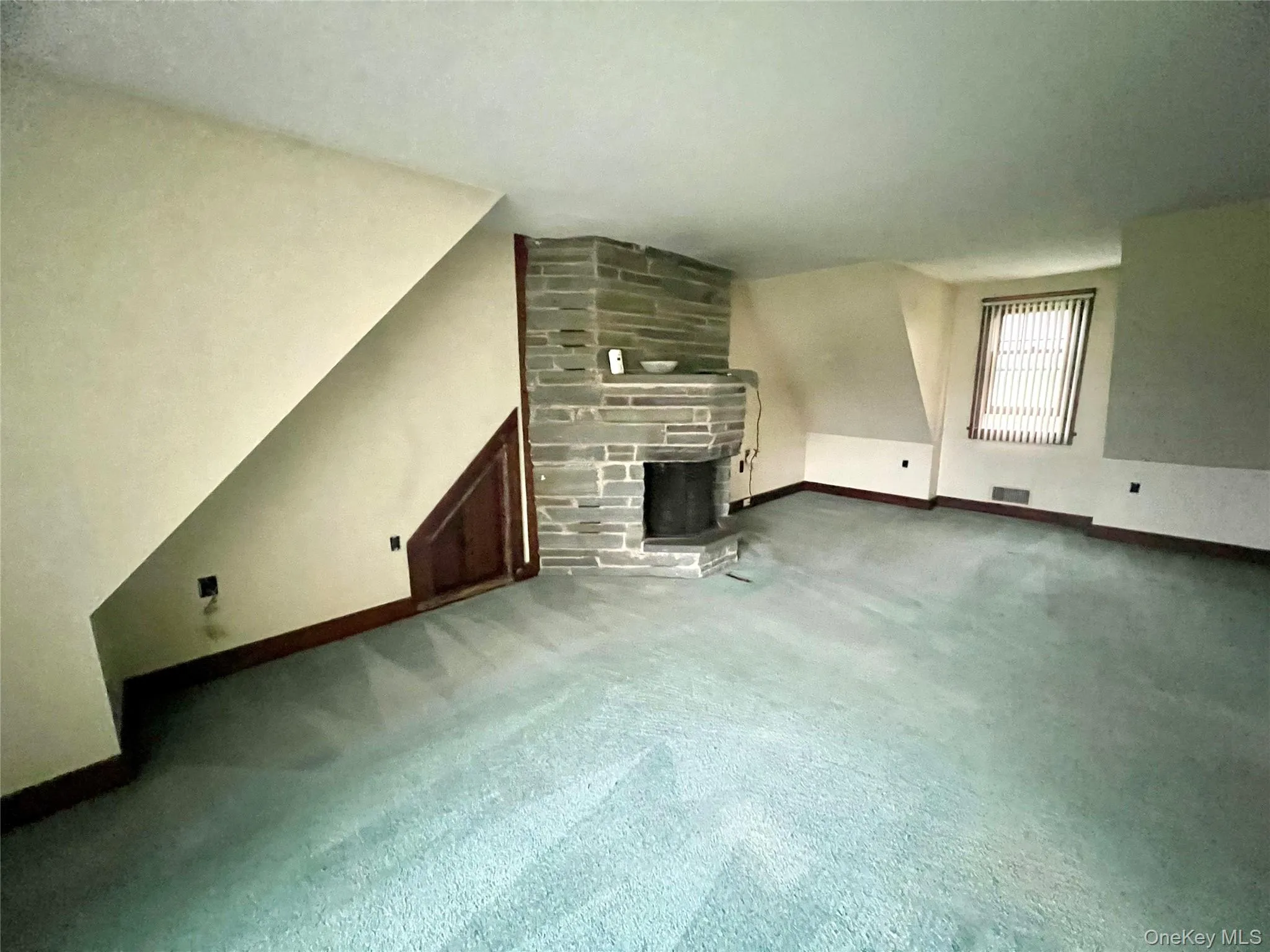 57 Hubbard Road, Wallkill, NY, 3 Bedrooms Bedrooms, 10 Rooms Rooms,1 BathroomBathrooms,Residential Lease,For Rent,Hubbard,0,995049 57 Hubbard Road, Wallkill, NY, 3 Bedrooms Bedrooms, 10 Rooms Rooms,1 BathroomBathrooms,Residential Lease,For Rent,Hubbard,0,995049