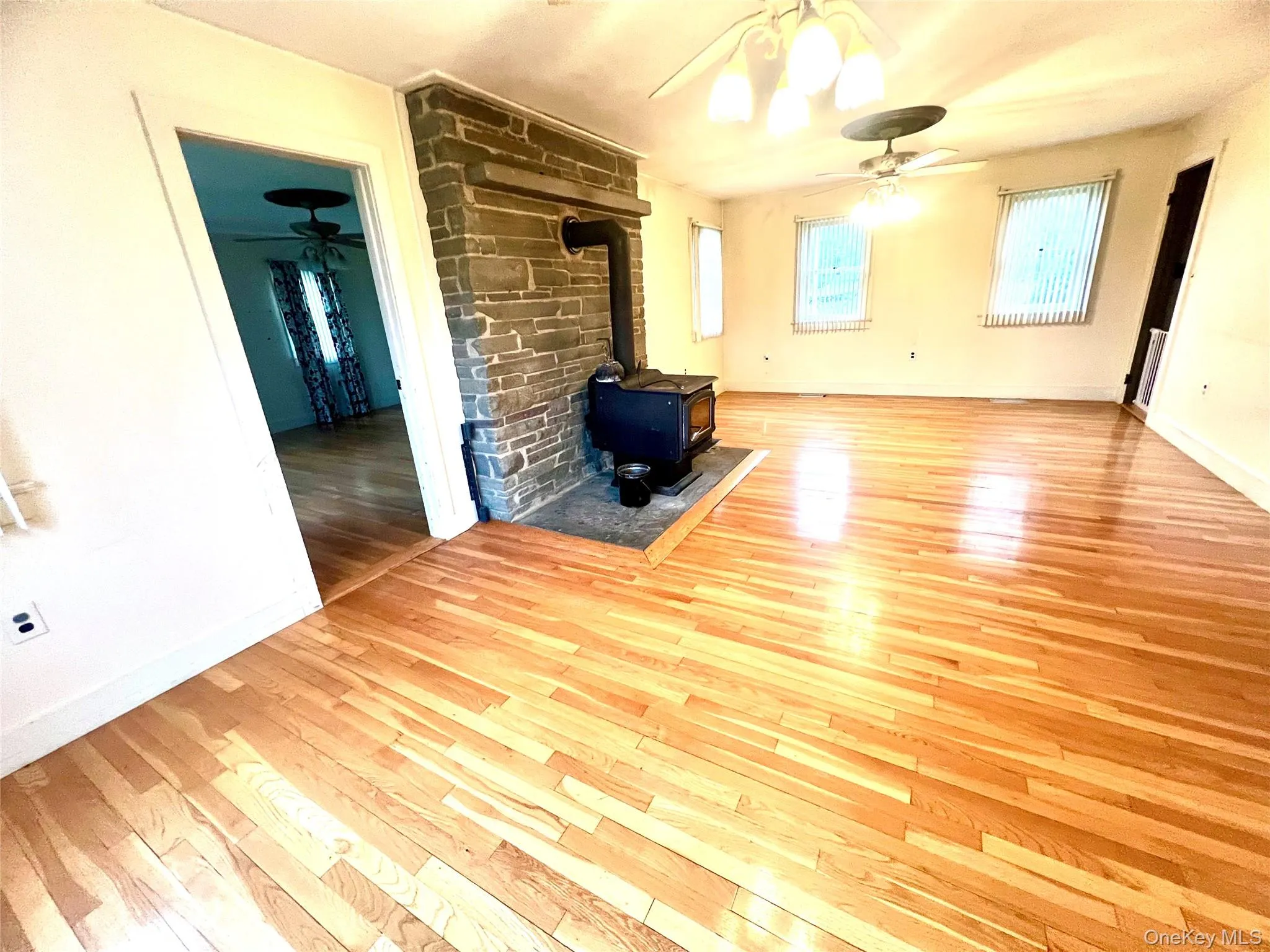 57 Hubbard Road, Wallkill, NY, 3 Bedrooms Bedrooms, 10 Rooms Rooms,1 BathroomBathrooms,Residential Lease,For Rent,Hubbard,0,995049 57 Hubbard Road, Wallkill, NY, 3 Bedrooms Bedrooms, 10 Rooms Rooms,1 BathroomBathrooms,Residential Lease,For Rent,Hubbard,0,995049