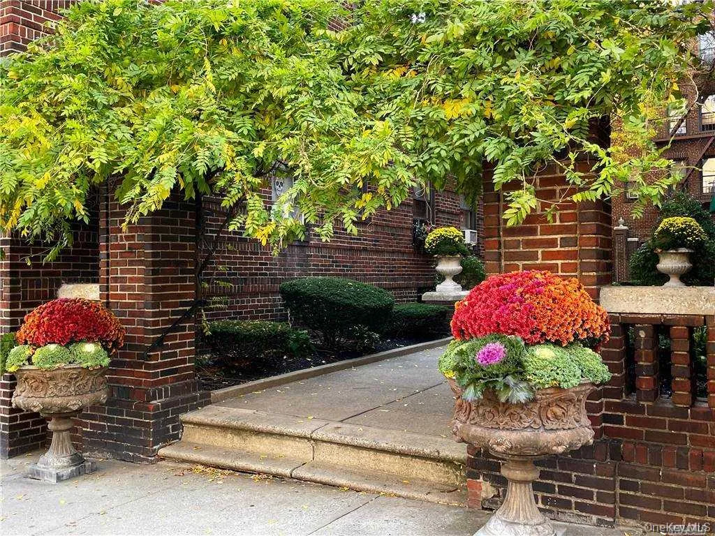 41-15 51 Street, New York, NY, 1 Bedroom Bedrooms, 3 Rooms Rooms,1 BathroomBathrooms,Residential Lease,For Rent,51,0,995051 41-15 51 Street, New York, NY, 1 Bedroom Bedrooms, 3 Rooms Rooms,1 BathroomBathrooms,Residential Lease,For Rent,51,0,995051