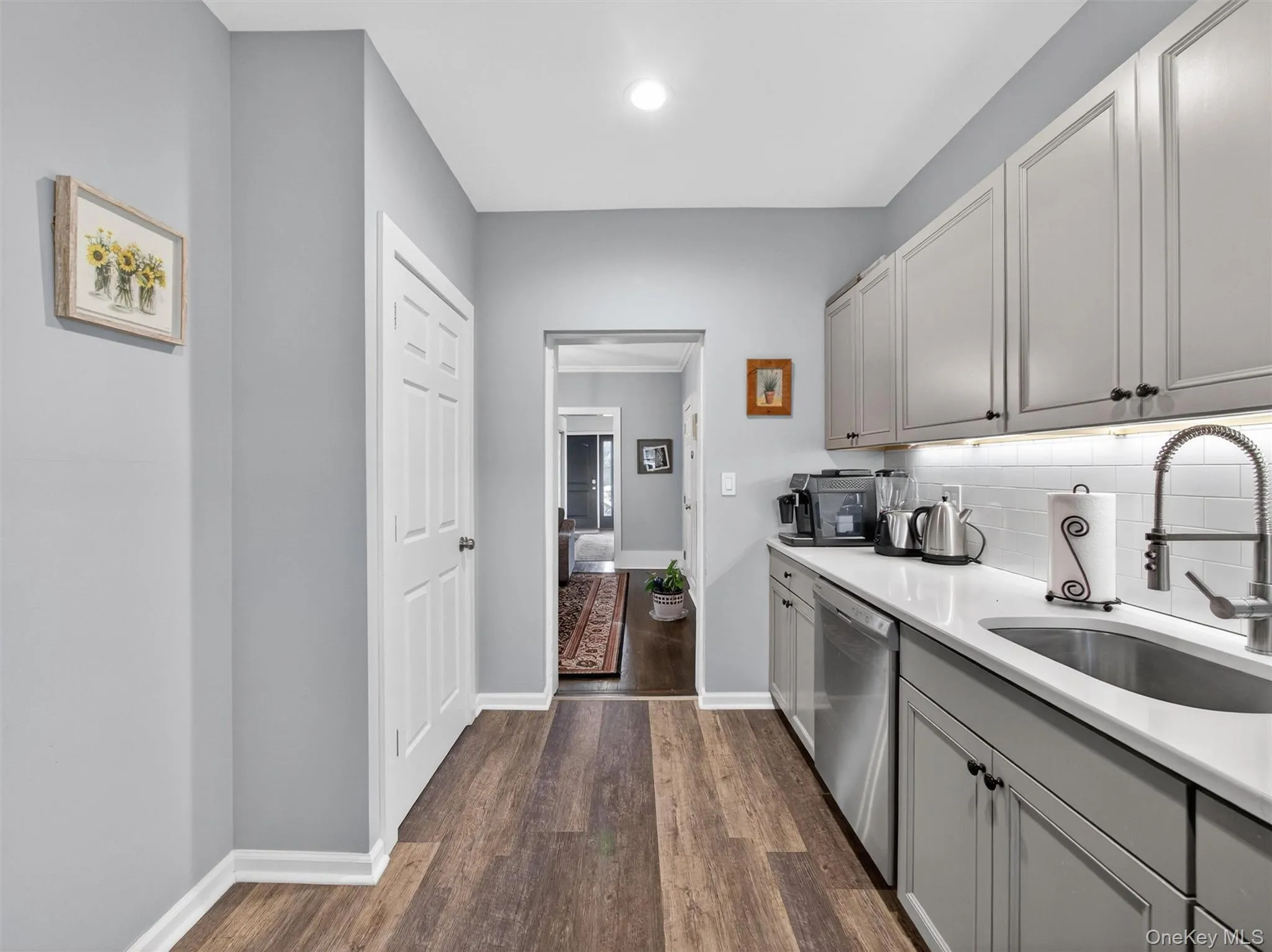 24 Park Place, Ramapo, NY, 1 Bedroom Bedrooms, 3 Rooms Rooms,1 BathroomBathrooms,Residential Lease,For Rent,Park,0,995064 24 Park Place, Ramapo, NY, 1 Bedroom Bedrooms, 3 Rooms Rooms,1 BathroomBathrooms,Residential Lease,For Rent,Park,0,995064