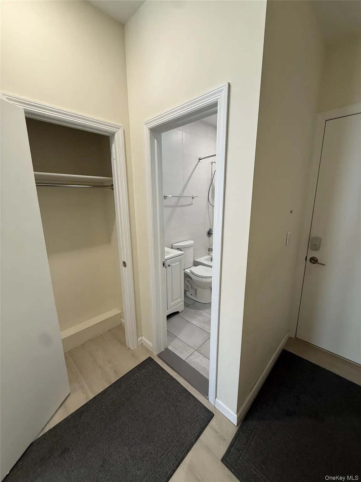 127 Mineola Boulevard, North Hempstead, NY, 1 Bedroom Bedrooms, 3 Rooms Rooms,1 BathroomBathrooms,Residential Lease,For Rent,Mineola,0,995066 127 Mineola Boulevard, North Hempstead, NY, 1 Bedroom Bedrooms, 3 Rooms Rooms,1 BathroomBathrooms,Residential Lease,For Rent,Mineola,0,995066
