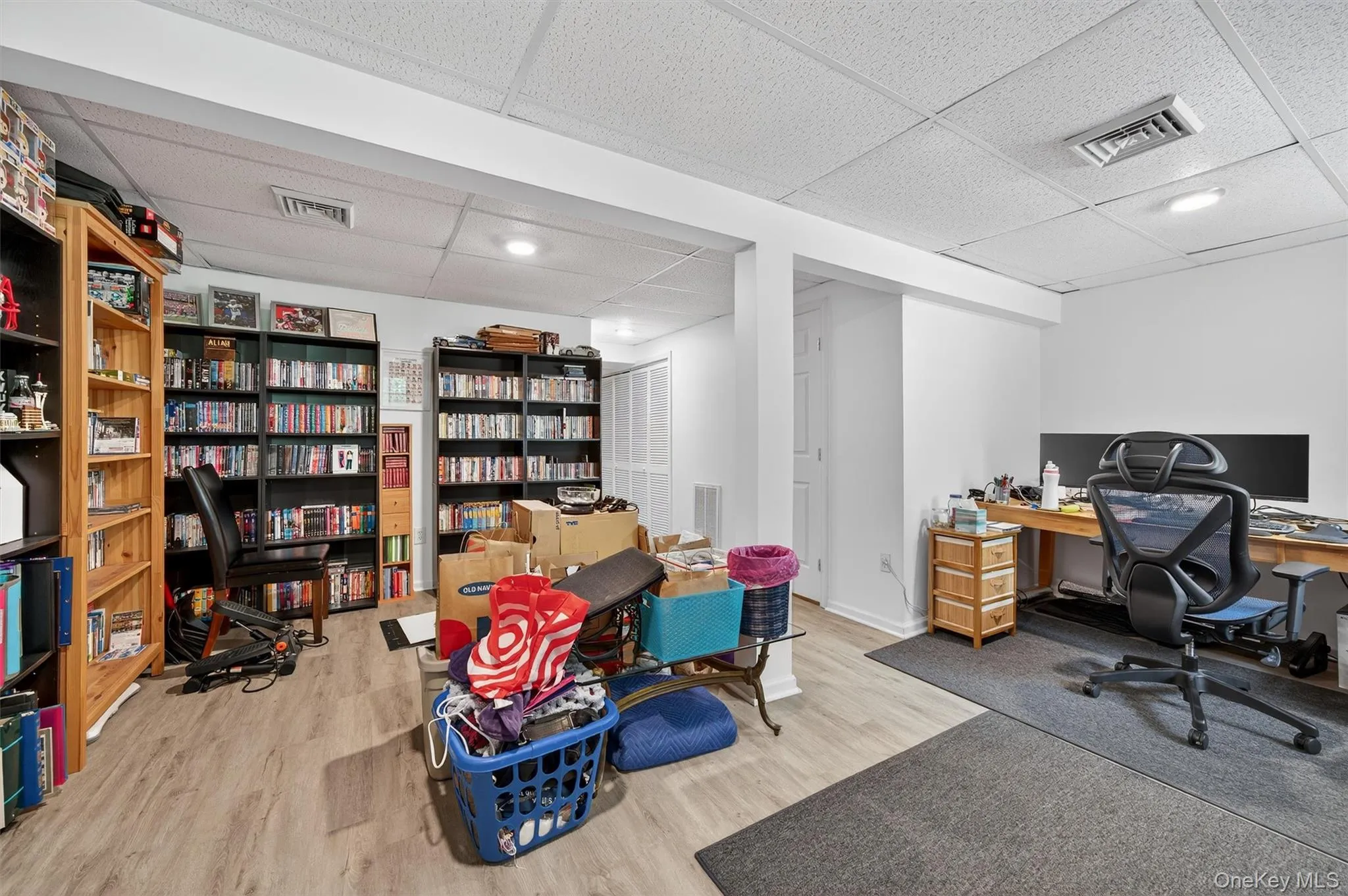 1 Lake Ridge Drive, Wallkill, NY, 2 Bedrooms Bedrooms, 8 Rooms Rooms,1 BathroomBathrooms,Residential,For Rent,Lake Ridge,0,995077 1 Lake Ridge Drive, Wallkill, NY, 2 Bedrooms Bedrooms, 8 Rooms Rooms,1 BathroomBathrooms,Residential,For Rent,Lake Ridge,0,995077