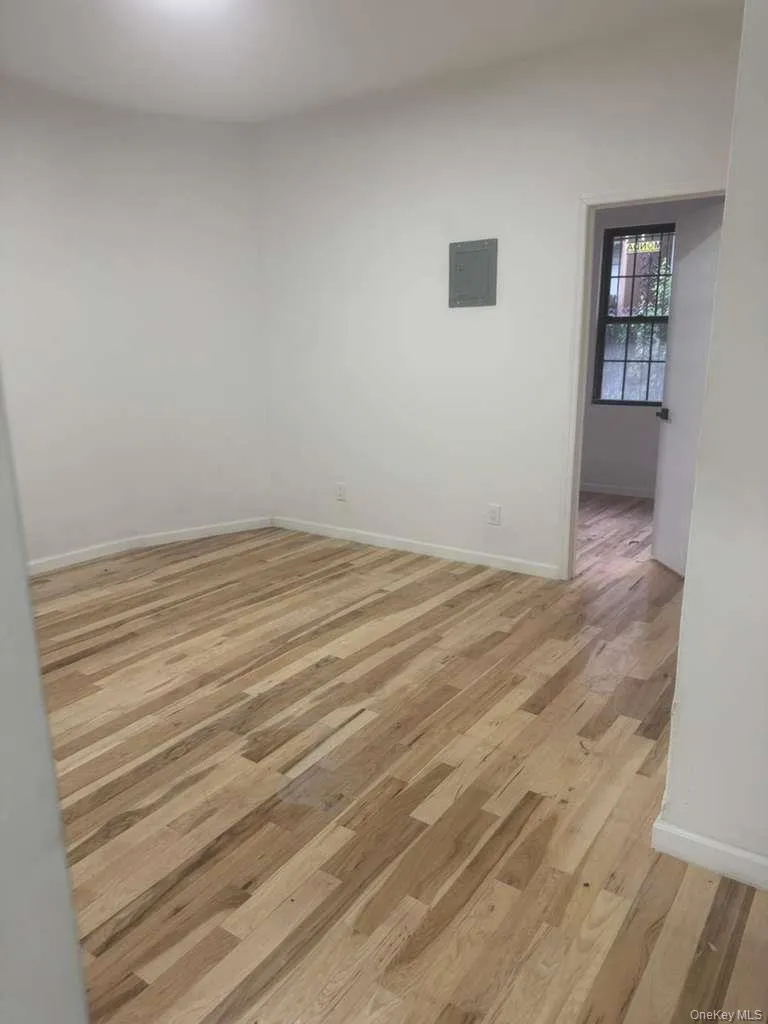 1827 Amethyst Street, New York, NY, 6 Bedrooms Bedrooms, 8 Rooms Rooms,1 BathroomBathrooms,Residential Lease,For Rent,Amethyst,0,995090 1827 Amethyst Street, New York, NY, 6 Bedrooms Bedrooms, 8 Rooms Rooms,1 BathroomBathrooms,Residential Lease,For Rent,Amethyst,0,995090