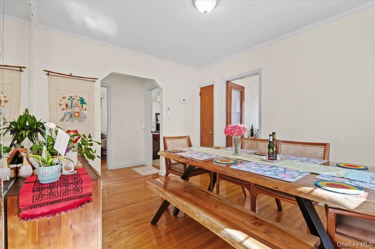 183-41 Dalny Road, New York, NY, 5 Bedrooms Bedrooms, 10 Rooms Rooms,3 BathroomsBathrooms,Residential,For Rent,Dalny,0,995096 183-41 Dalny Road, New York, NY, 5 Bedrooms Bedrooms, 10 Rooms Rooms,3 BathroomsBathrooms,Residential,For Rent,Dalny,0,995096
