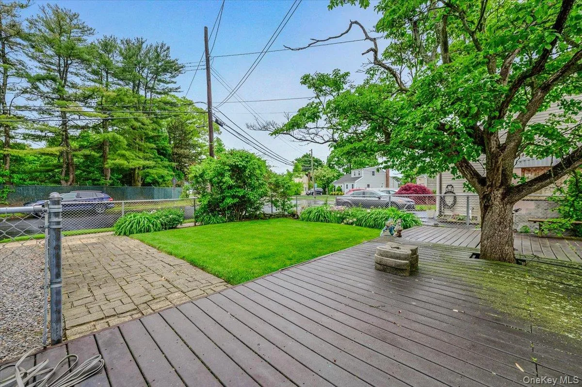 18 Kelly Place, Babylon, NY, 3 Bedrooms Bedrooms, 6 Rooms Rooms,1 BathroomBathrooms,Residential,For Rent,Kelly,0,KEY995110 18 Kelly Place, Babylon, NY, 3 Bedrooms Bedrooms, 6 Rooms Rooms,1 BathroomBathrooms,Residential,For Rent,Kelly,0,KEY995110