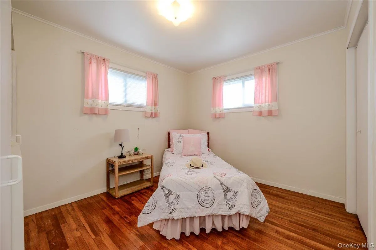 18 Kelly Place, Babylon, NY, 3 Bedrooms Bedrooms, 6 Rooms Rooms,1 BathroomBathrooms,Residential,For Rent,Kelly,0,KEY995110 18 Kelly Place, Babylon, NY, 3 Bedrooms Bedrooms, 6 Rooms Rooms,1 BathroomBathrooms,Residential,For Rent,Kelly,0,KEY995110