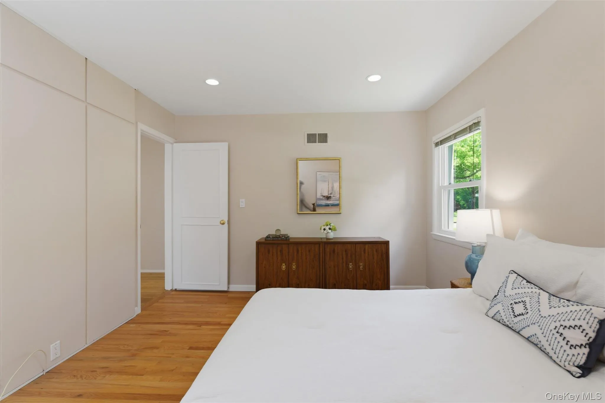 67 Old Country Road, New Rochelle, NY, 4 Bedrooms Bedrooms, 9 Rooms Rooms,3 BathroomsBathrooms,Residential,For Rent,Old Country,0,995115 67 Old Country Road, New Rochelle, NY, 4 Bedrooms Bedrooms, 9 Rooms Rooms,3 BathroomsBathrooms,Residential,For Rent,Old Country,0,995115