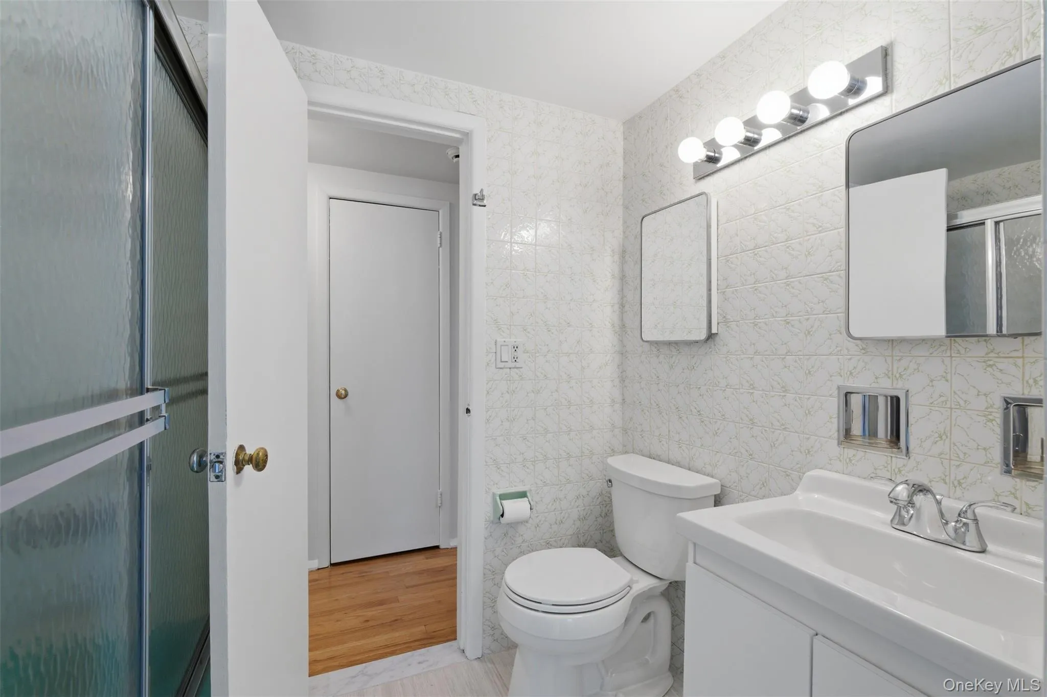 67 Old Country Road, New Rochelle, NY, 4 Bedrooms Bedrooms, 9 Rooms Rooms,3 BathroomsBathrooms,Residential,For Rent,Old Country,0,995115 67 Old Country Road, New Rochelle, NY, 4 Bedrooms Bedrooms, 9 Rooms Rooms,3 BathroomsBathrooms,Residential,For Rent,Old Country,0,995115