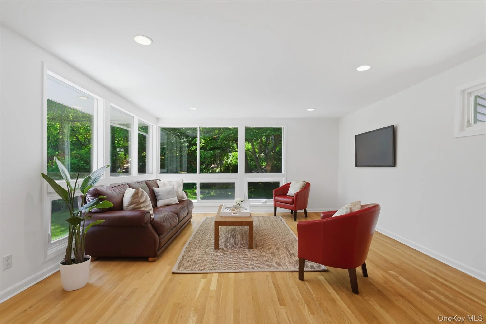 67 Old Country Road, New Rochelle, NY, 4 Bedrooms Bedrooms, 9 Rooms Rooms,3 BathroomsBathrooms,Residential,For Rent,Old Country,0,995115 67 Old Country Road, New Rochelle, NY, 4 Bedrooms Bedrooms, 9 Rooms Rooms,3 BathroomsBathrooms,Residential,For Rent,Old Country,0,995115