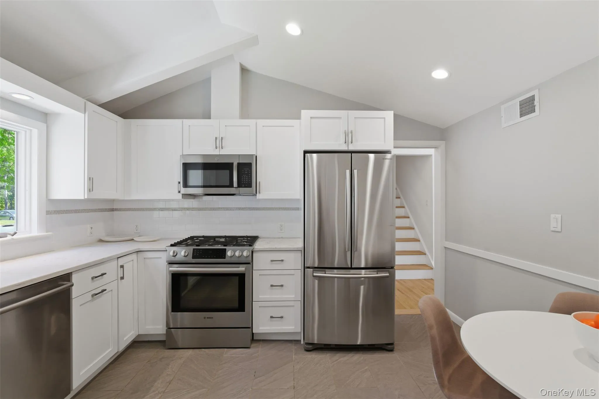 67 Old Country Road, New Rochelle, NY, 4 Bedrooms Bedrooms, 9 Rooms Rooms,3 BathroomsBathrooms,Residential,For Rent,Old Country,0,995115 67 Old Country Road, New Rochelle, NY, 4 Bedrooms Bedrooms, 9 Rooms Rooms,3 BathroomsBathrooms,Residential,For Rent,Old Country,0,995115
